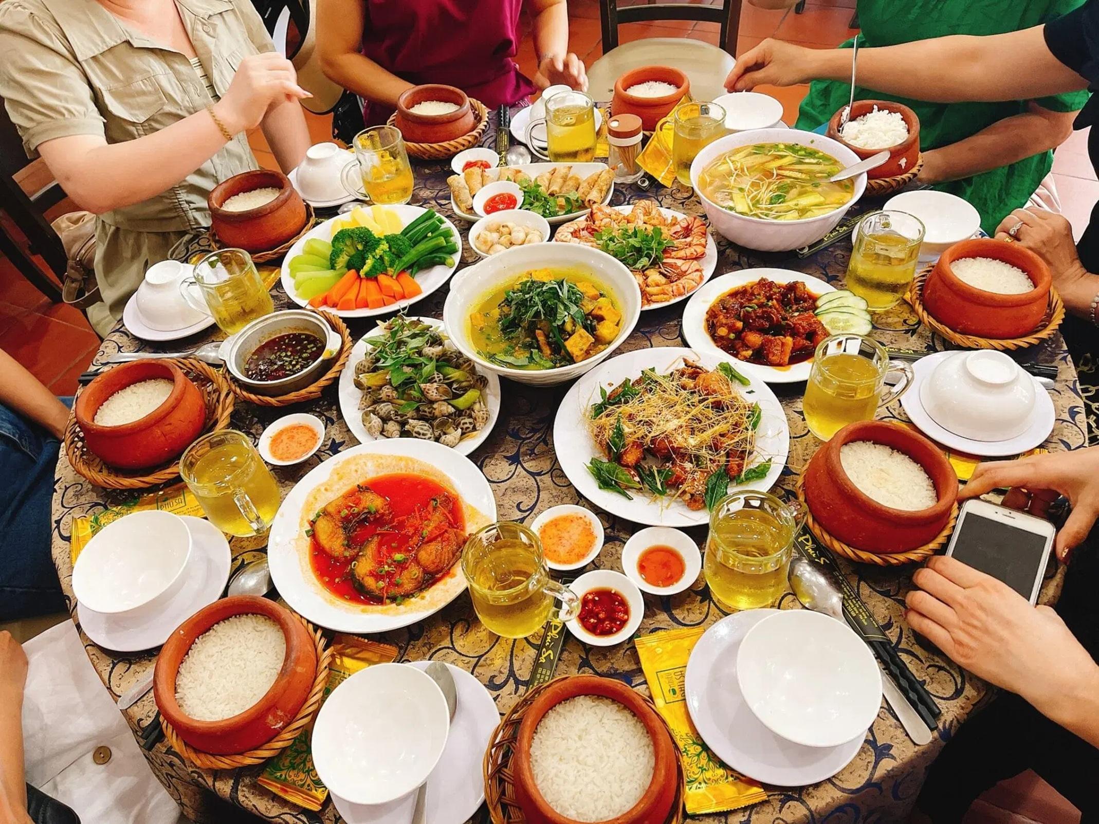 Cu Chi Tunnels & Mekong Delta Coconut Village Day Tour from Ho Chi Minh City