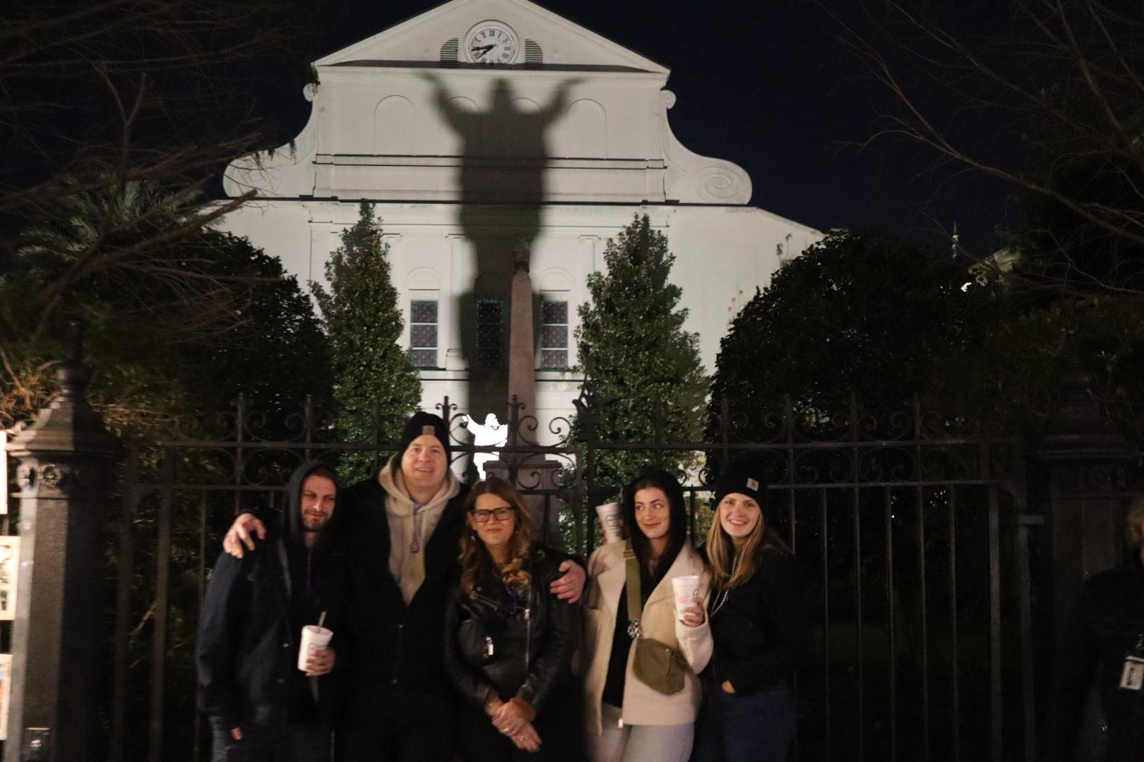 New Orleans: Ghost and Haunted Pub Crawl Tour with Free Shot