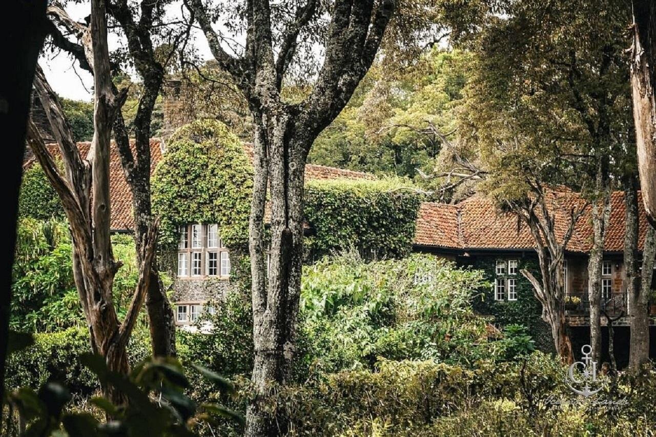 Nairobi Highlights: Karen Blixen Museum, Giraffe Center & Kobe Beads
