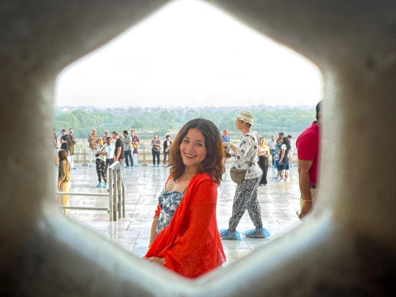 Delhi to Taj Mahal Private Luxury Day Tour