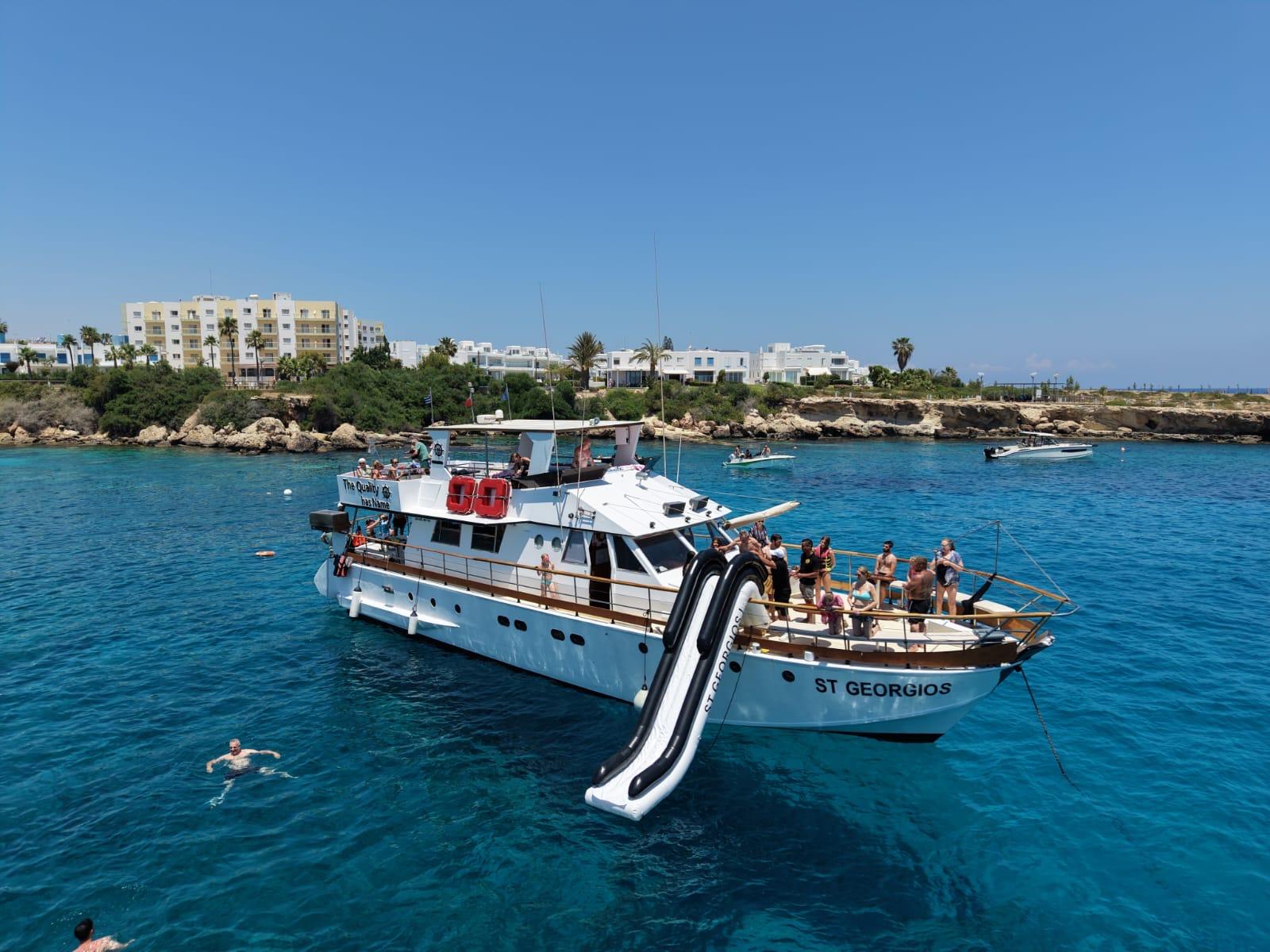 Blue Lagoon & Turtle Bay Coastal Cruise