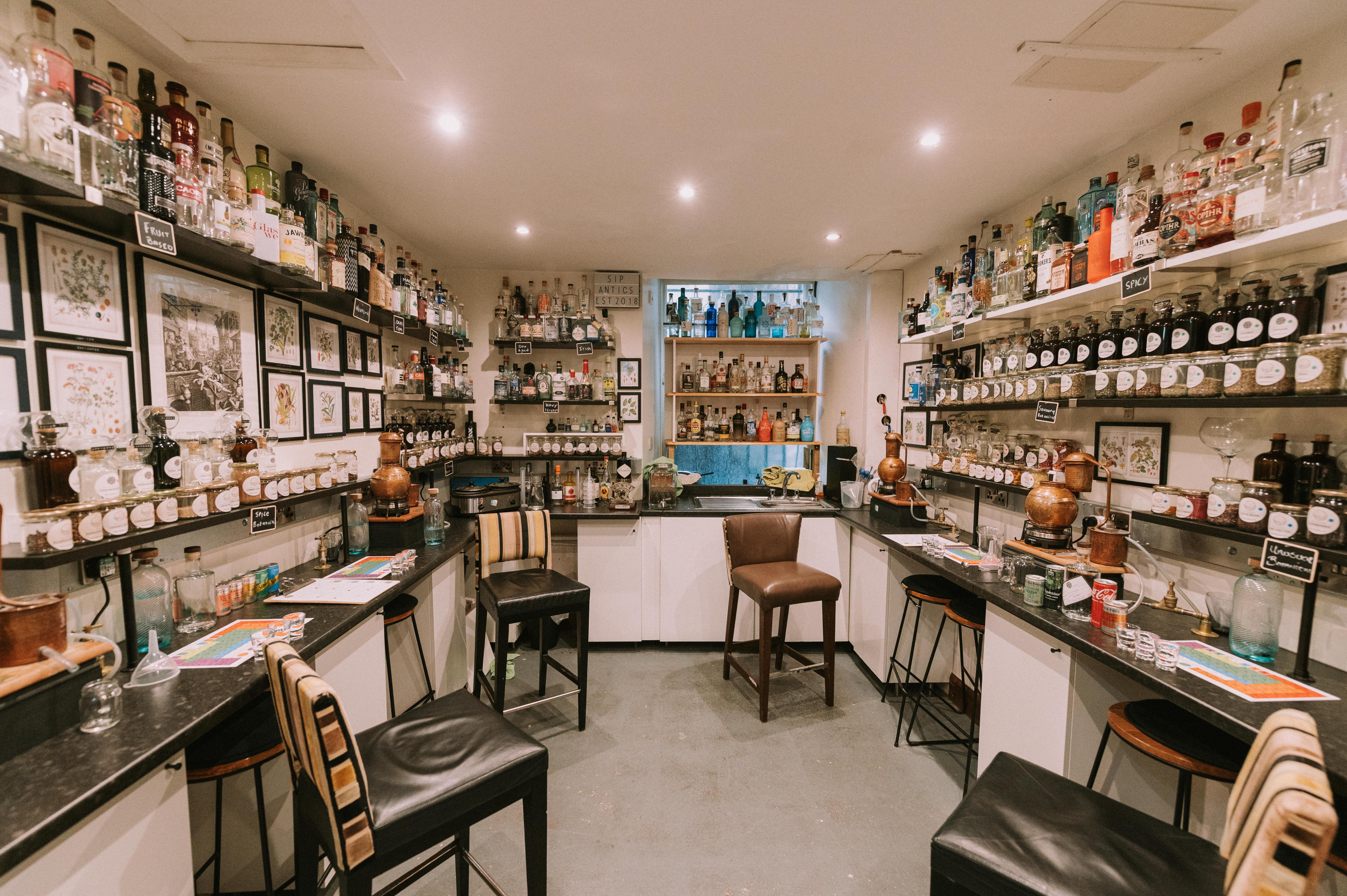 Edinburgh Gin Distillation Workshop with Tasting