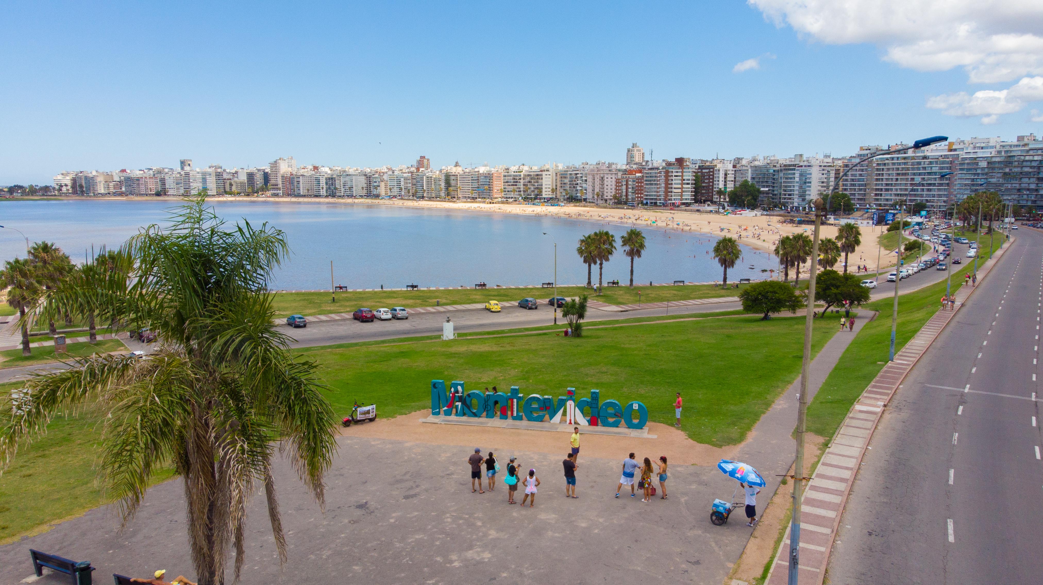 3-Day Uruguay Discovery: Montevideo, Punta del Este & Colonia