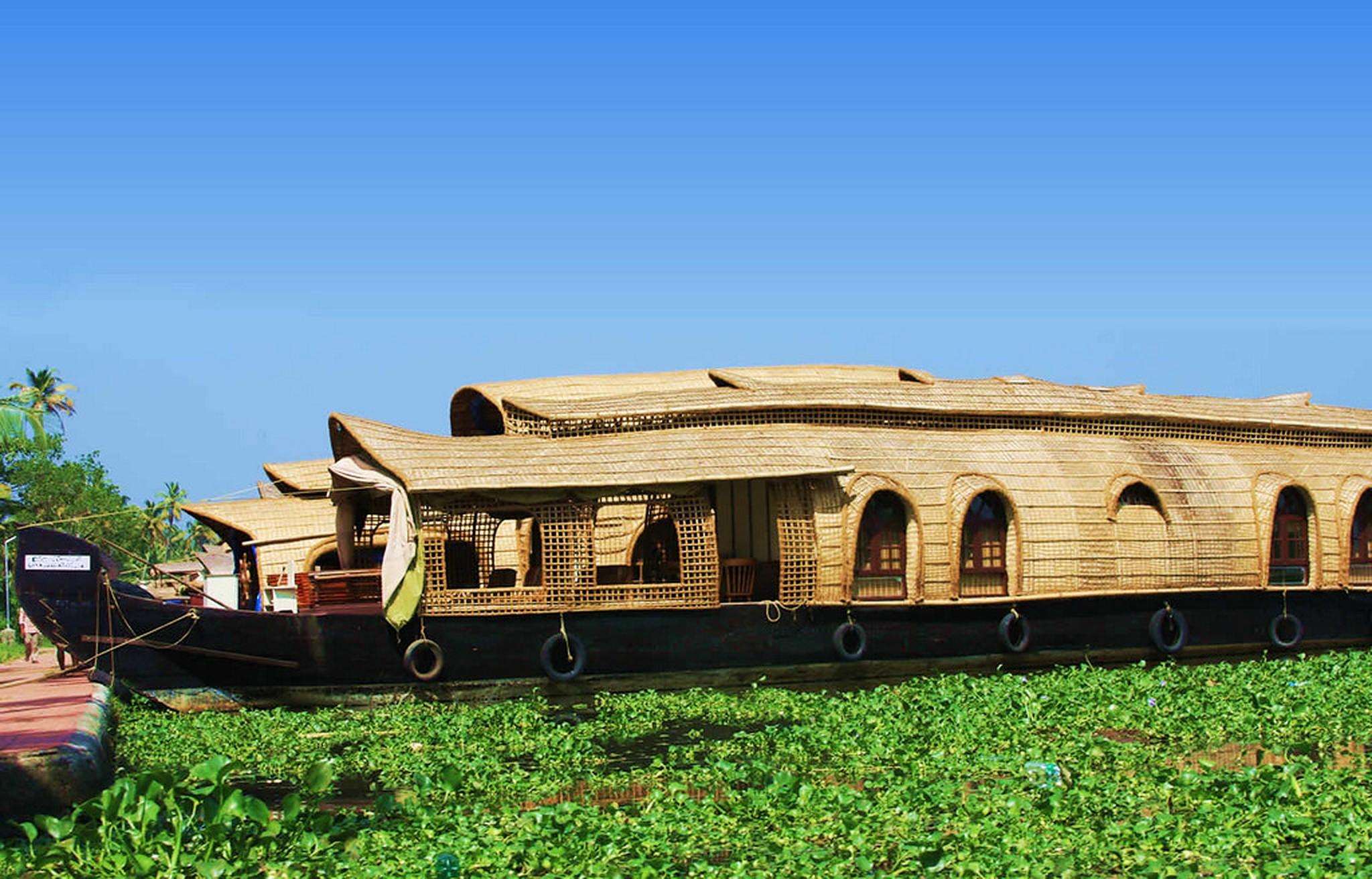 Cochin Shore Excursion: Alleppey Backwaters & Chinese Fishing Nets