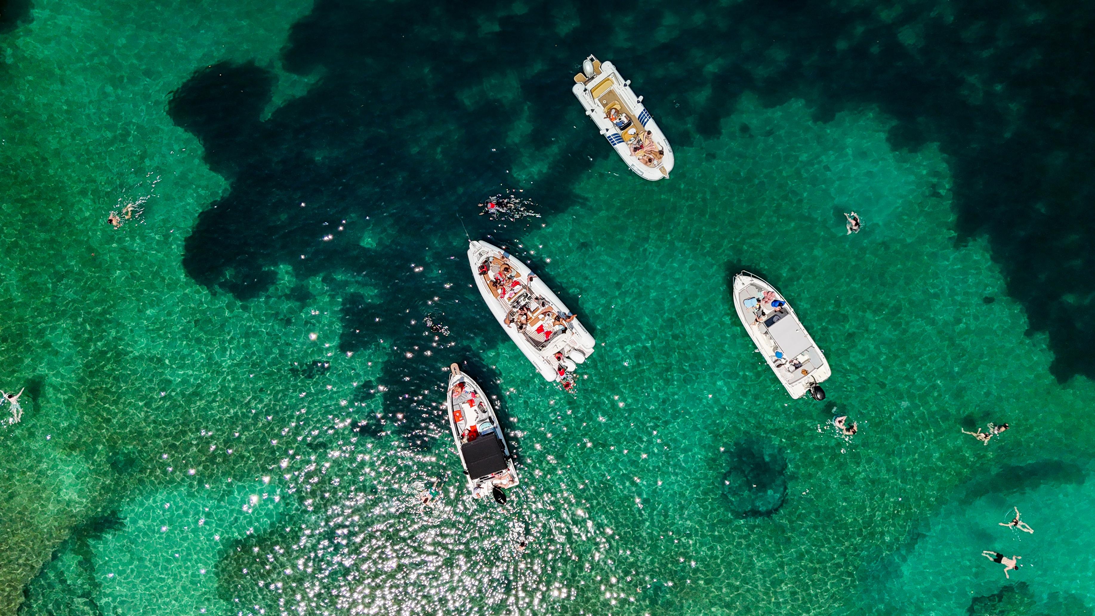 Sarandë Hidden Beaches & Sea Caves Boat Tour