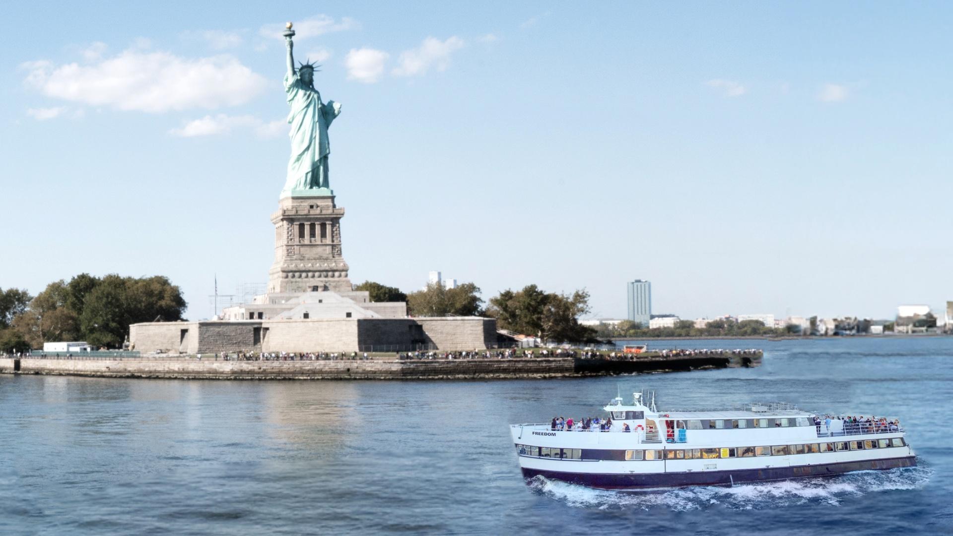 New York Harbor Liberty Cruise with Live Commentary