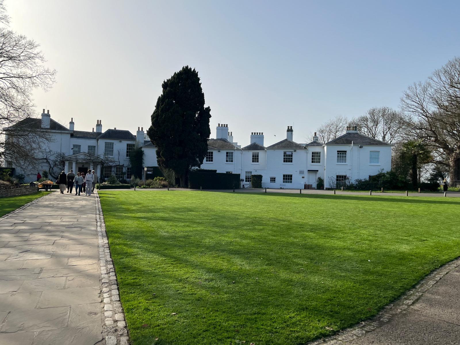 Historic Richmond & Nature Walking Expedition