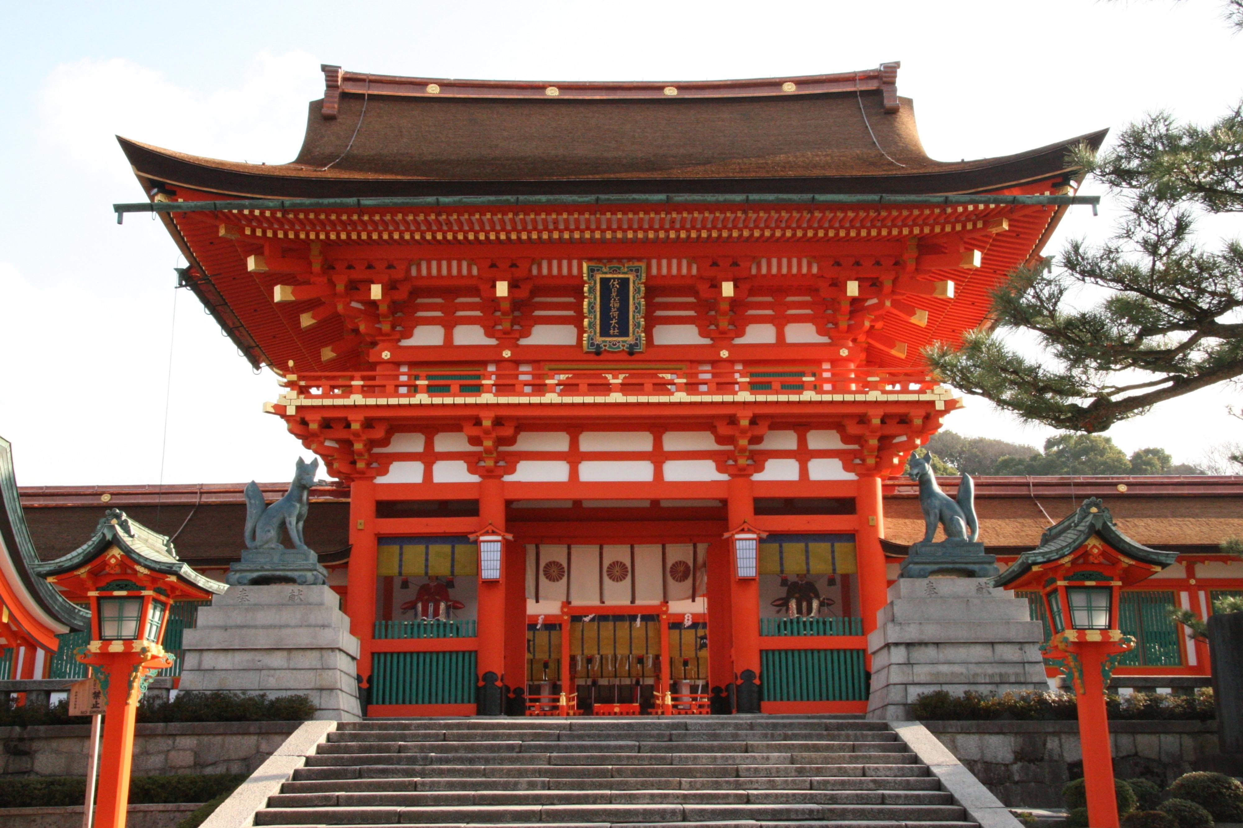 京都1日満喫ツアー：伏見稲荷・金閣寺・嵐山