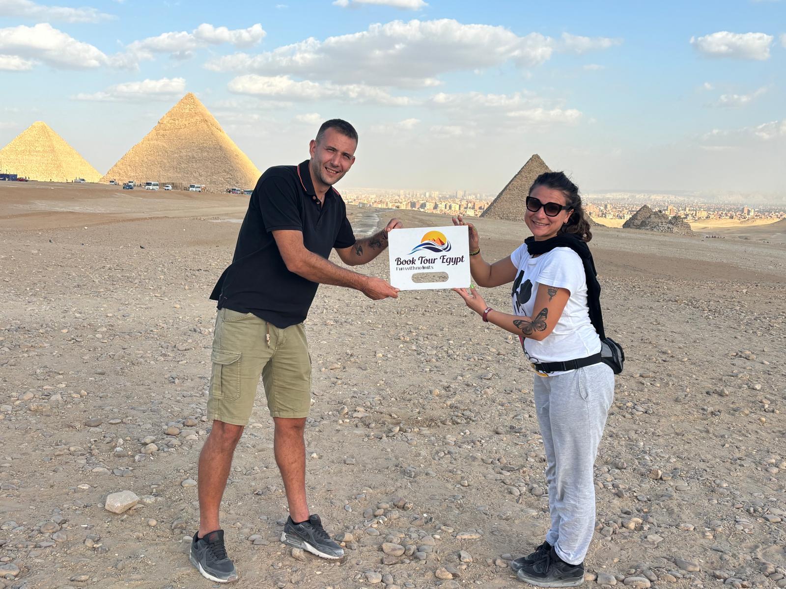 Sharm El Sheikh: Cairo Day Trip by Flight with Pyramids & GEM Museum