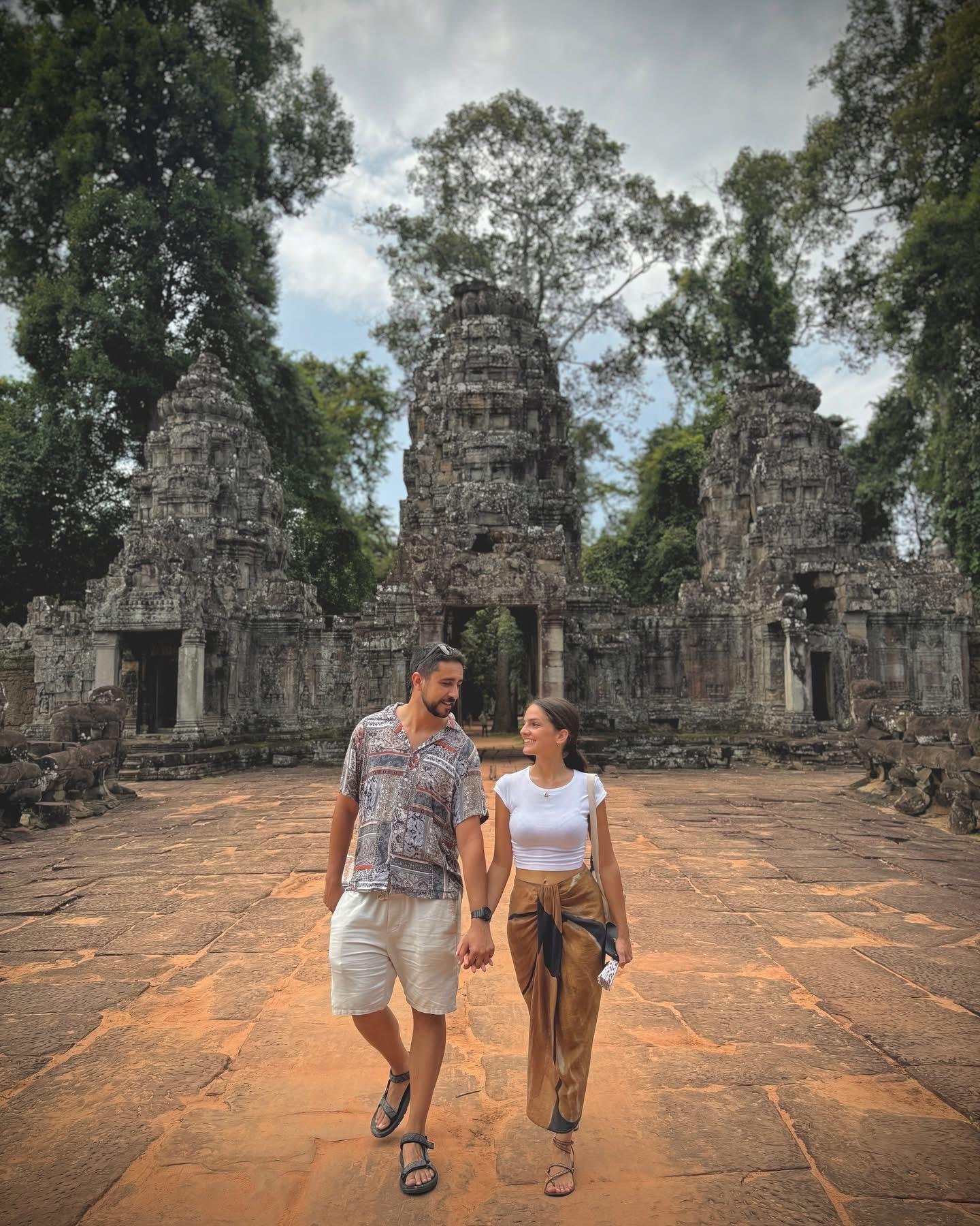Siem Reap: Grand Circuit Temples & Sunset by Private Tuk-Tuk