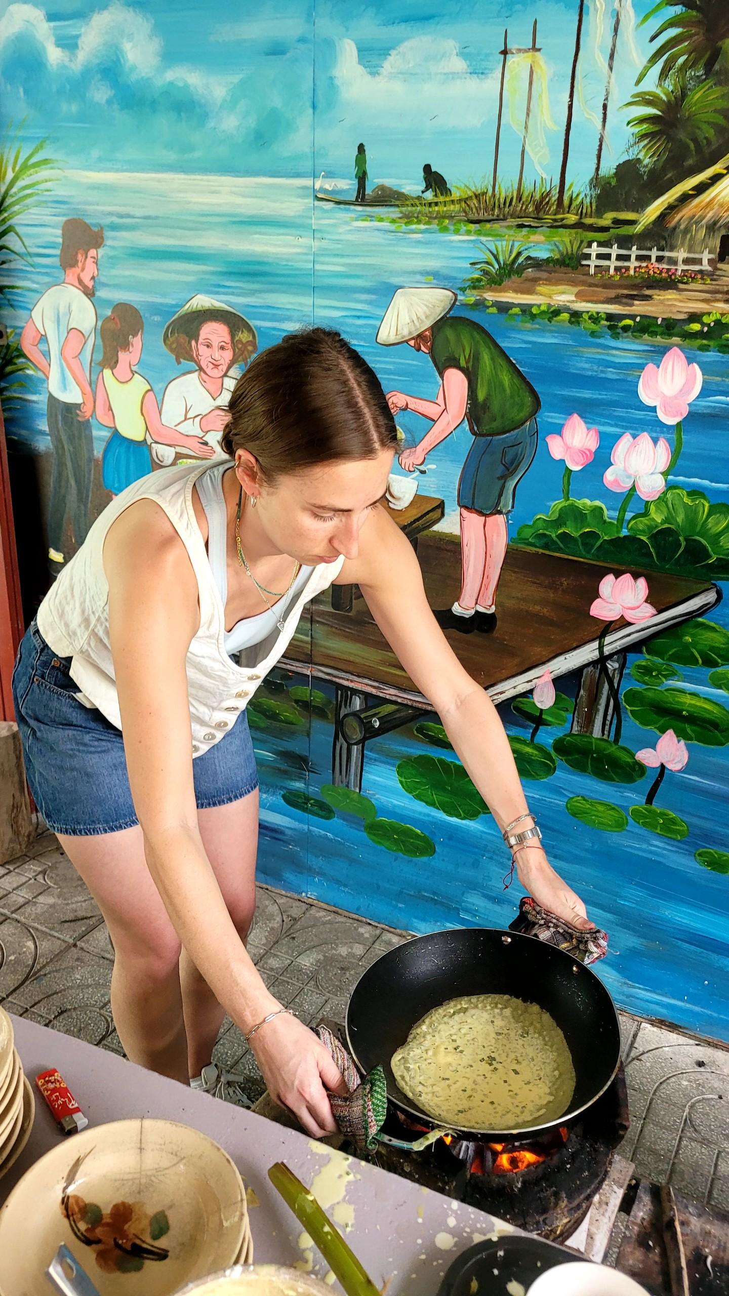 Mekong Delta 2-Day Bike, Kayak & Homestay Adventure from Ho Chi Minh City