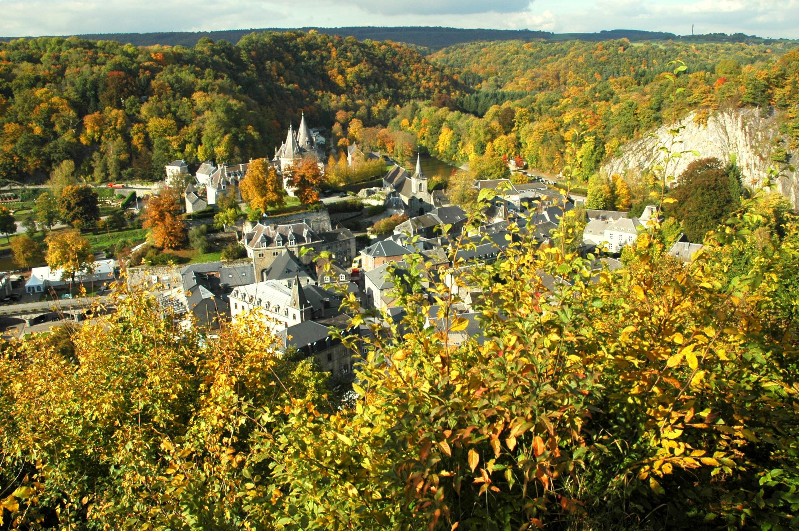 Private Day Tour to Durbuy & Kasteel Bouchout