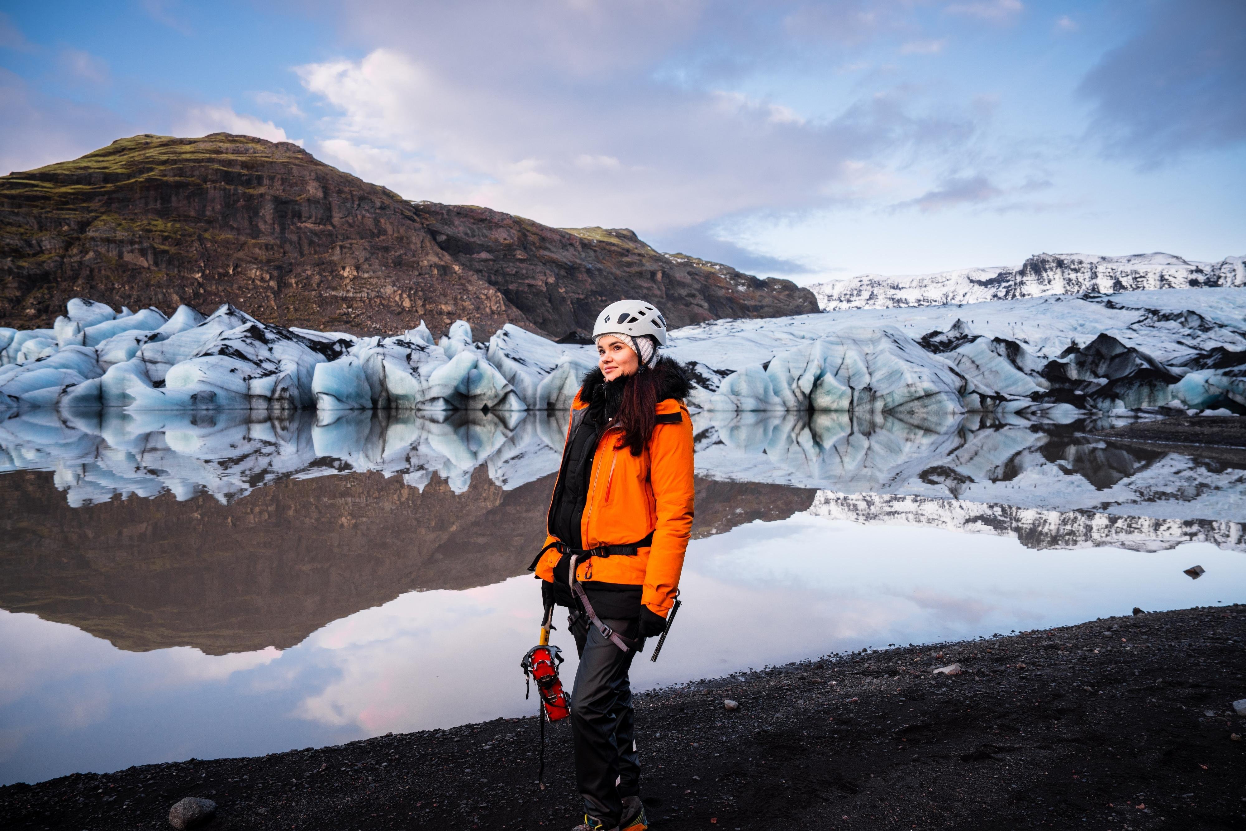 South Coast Glacier Hike, Waterfalls & Black Sand Beach