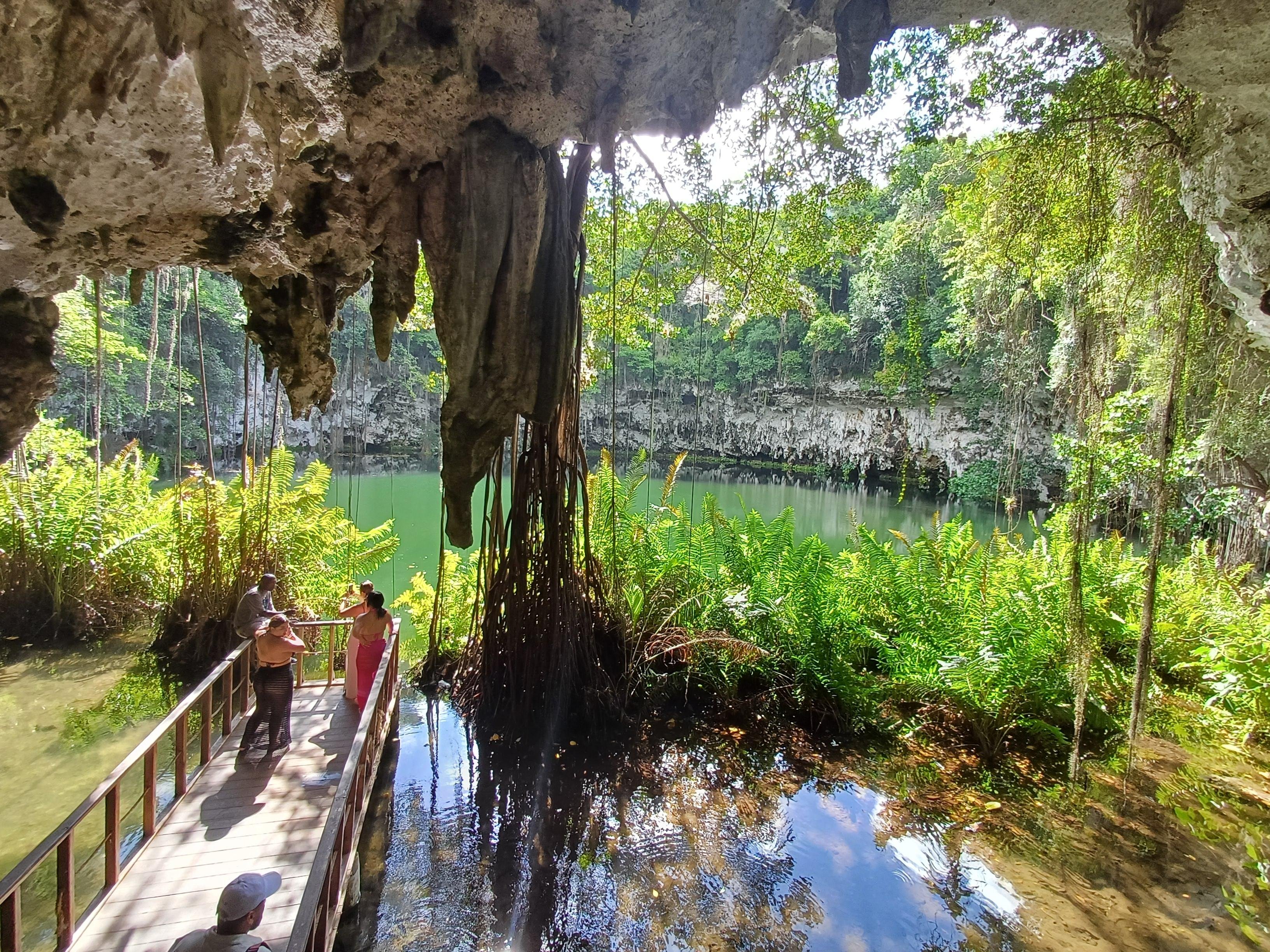 Santo Domingo Full-Day Highlights: Caves, Lighthouse, and Beaches