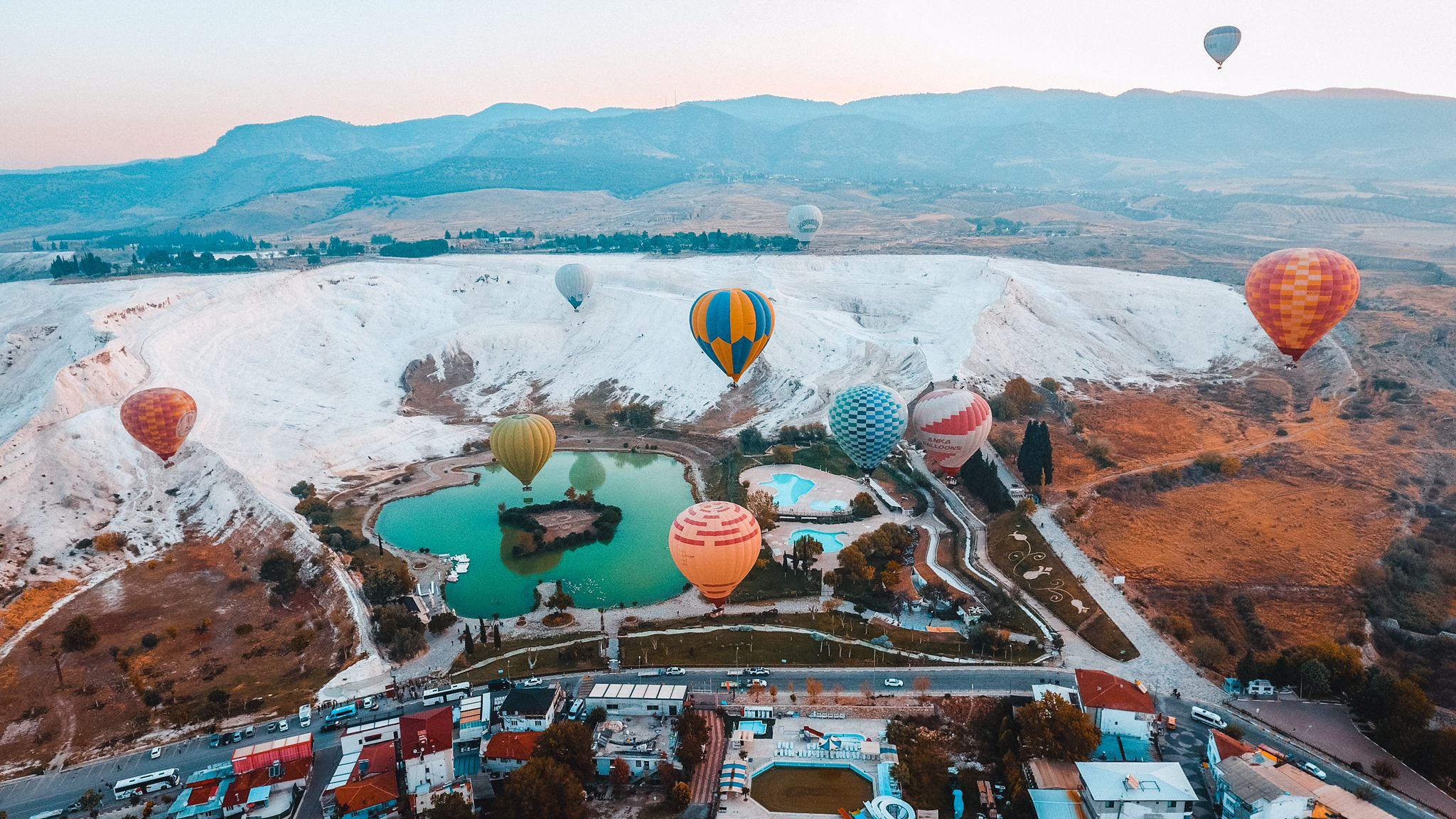 Marmaris to Pamukkale: Sunrise Hot Air Balloon & Full-Day Tour