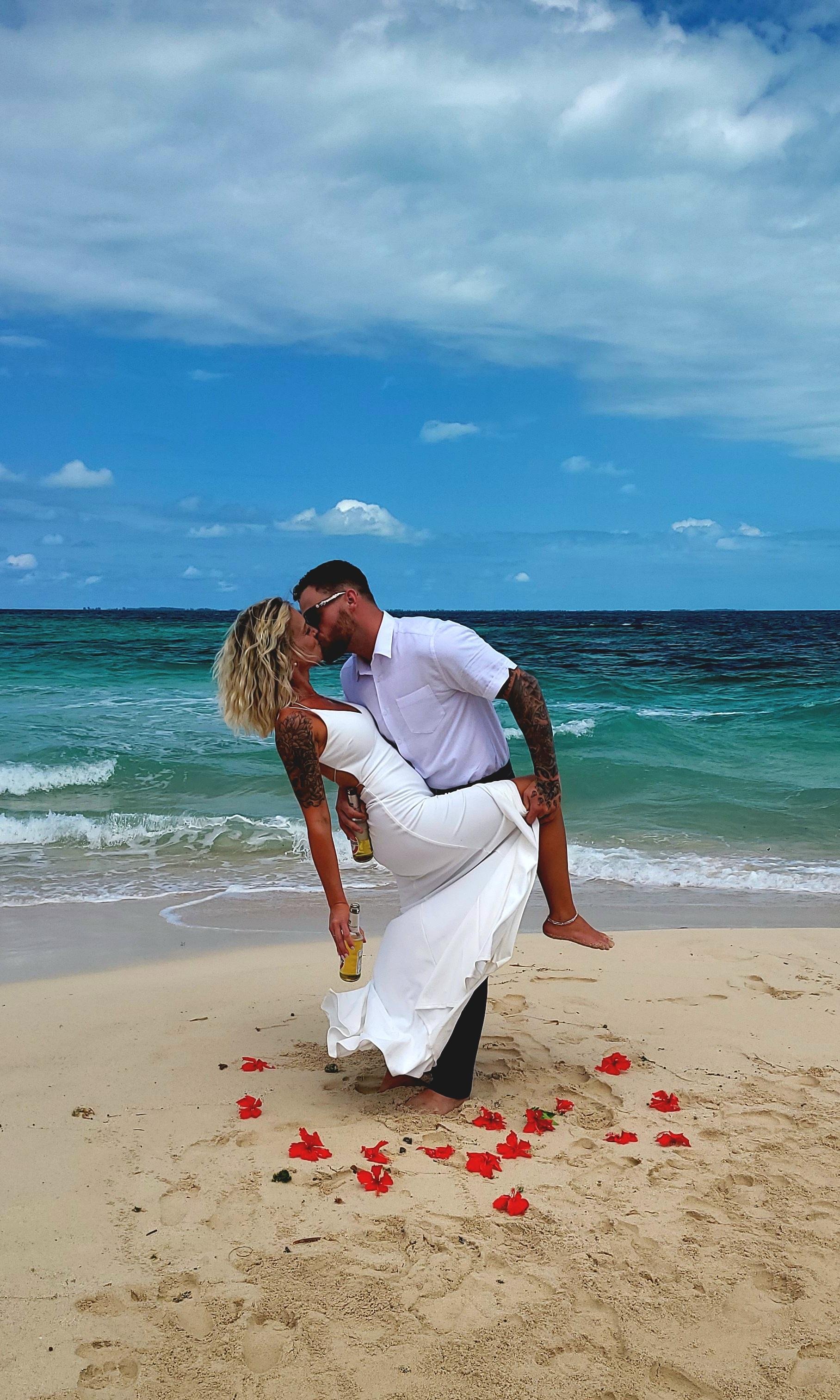 Bimini Private Boat Charter with Professional Photographer