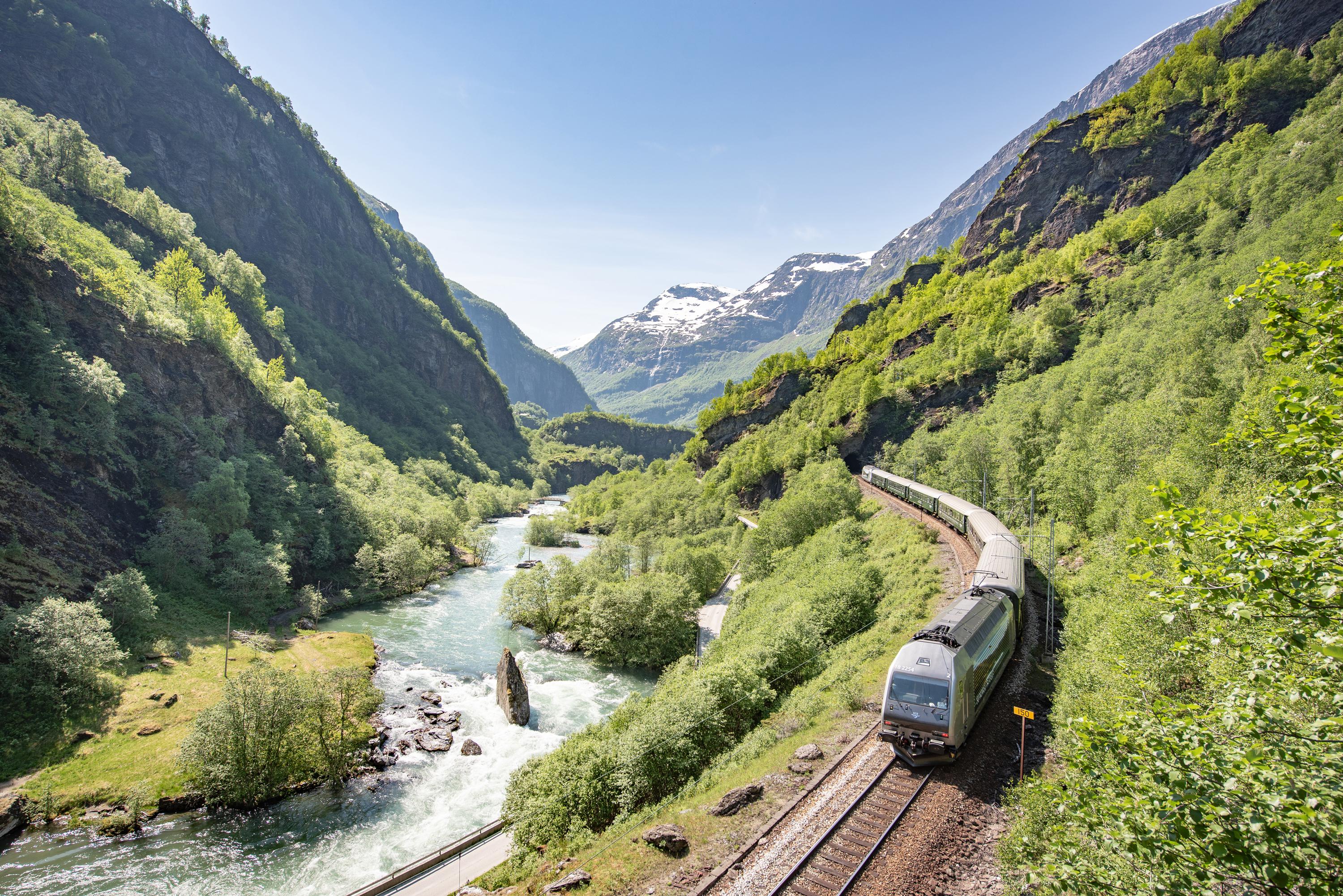 Bergen: Viking Village, Nærøyfjord Cruise & Flåm Railway - 2026 (Verified Reviews)
