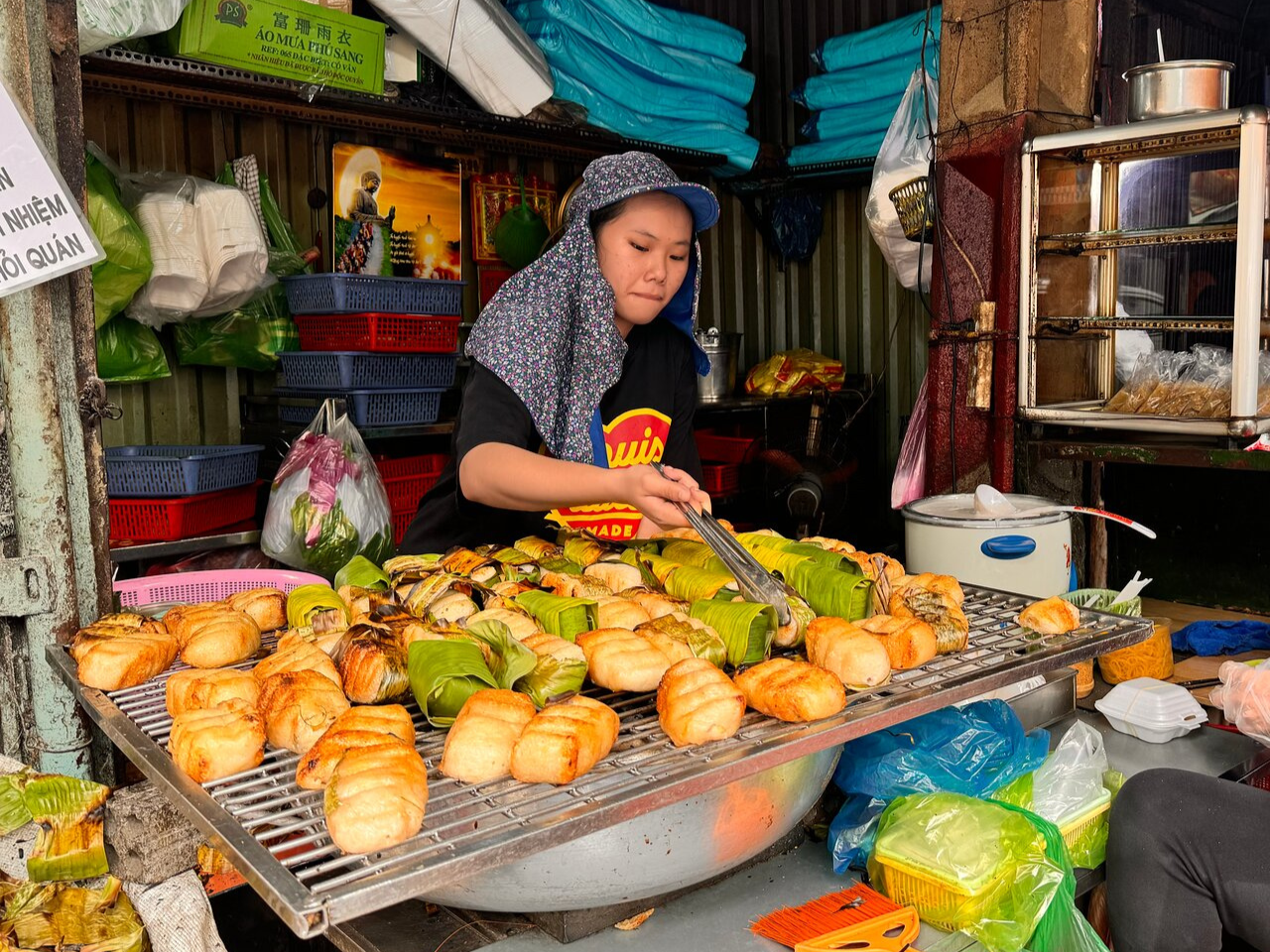 street food tour in Saigon — photo 11