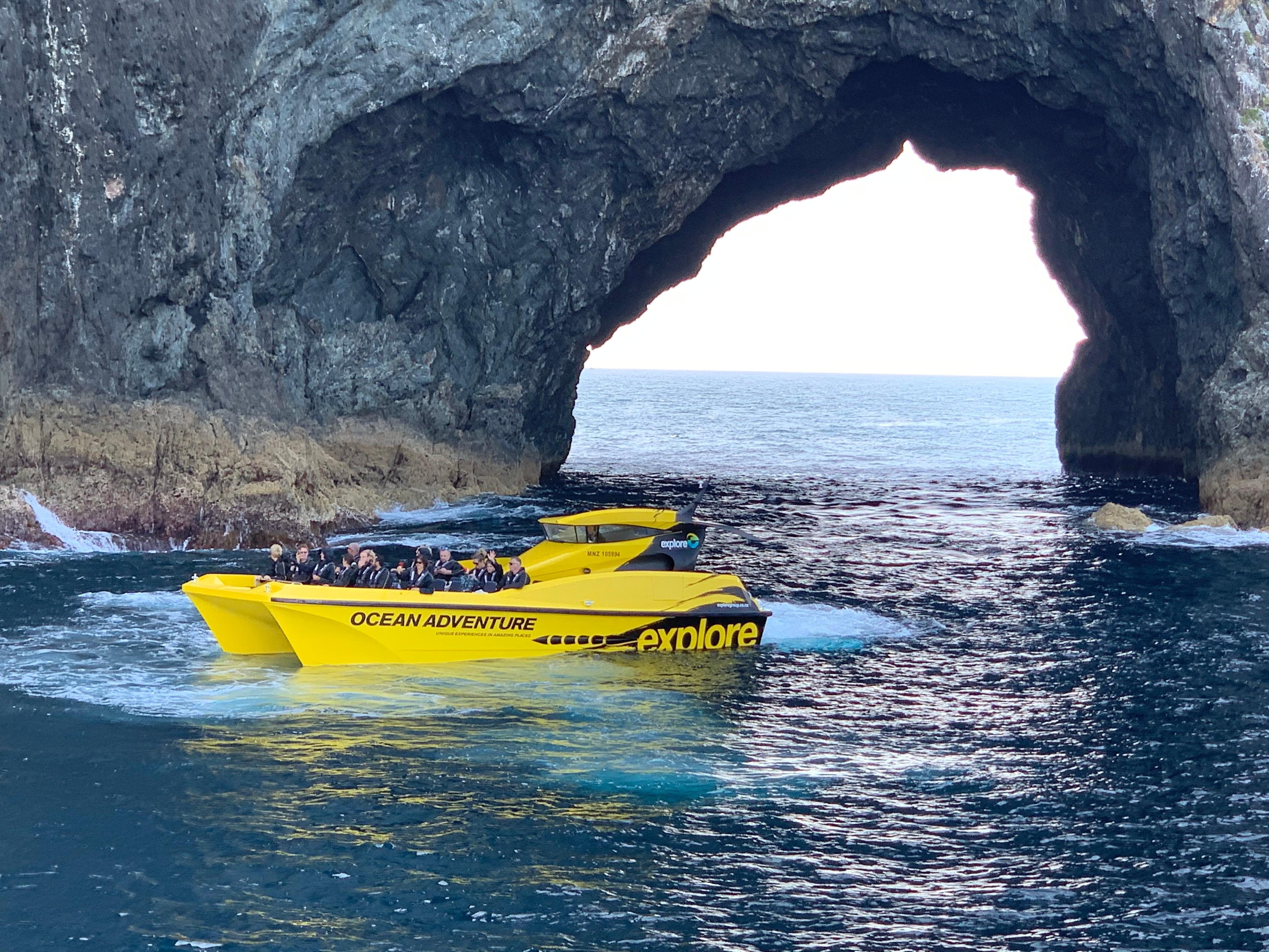 Bay of Islands Hole in the Rock Fast Boat Adventure