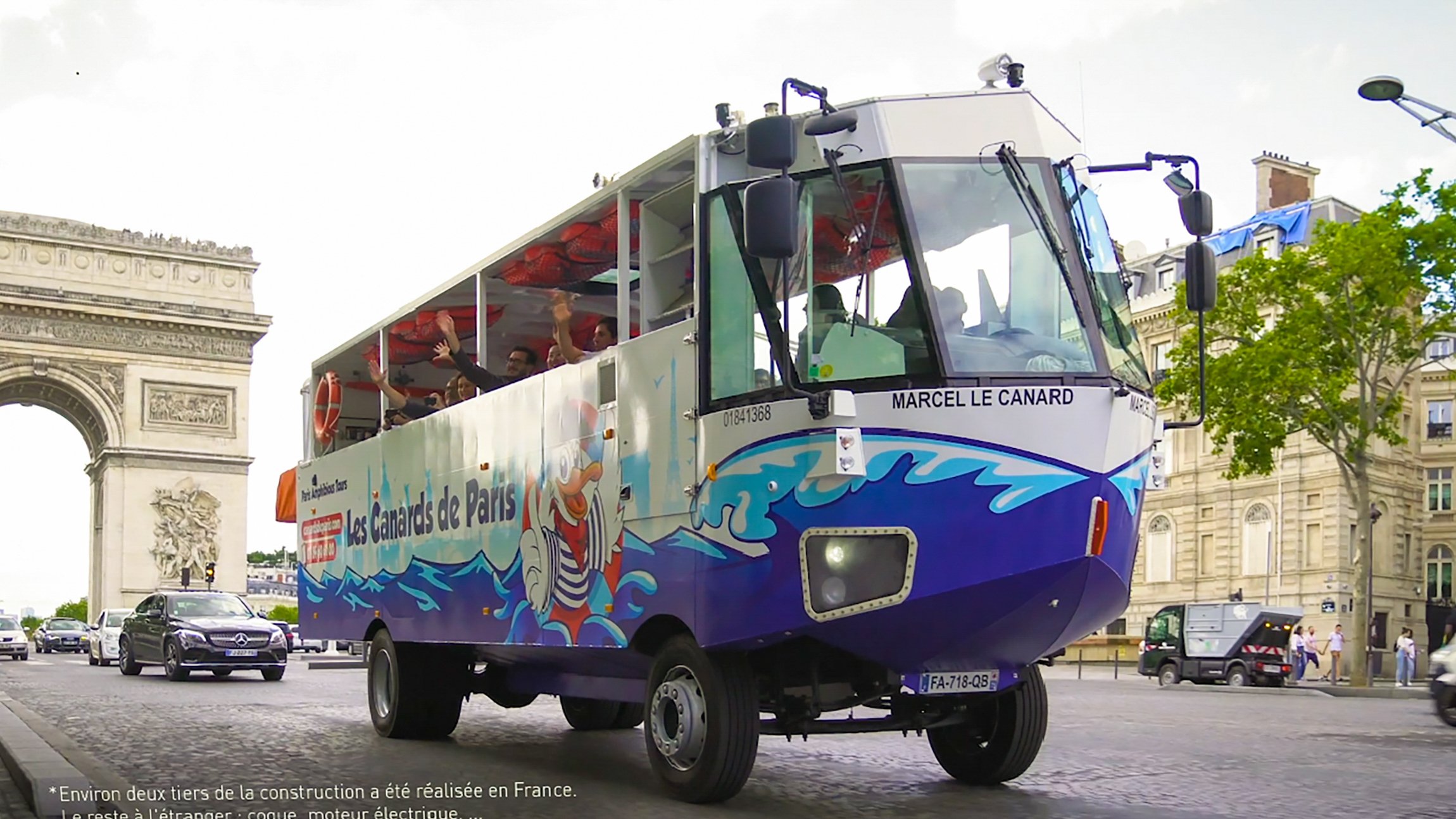 Paris Amphibious Bus: Land & Seine River Adventure