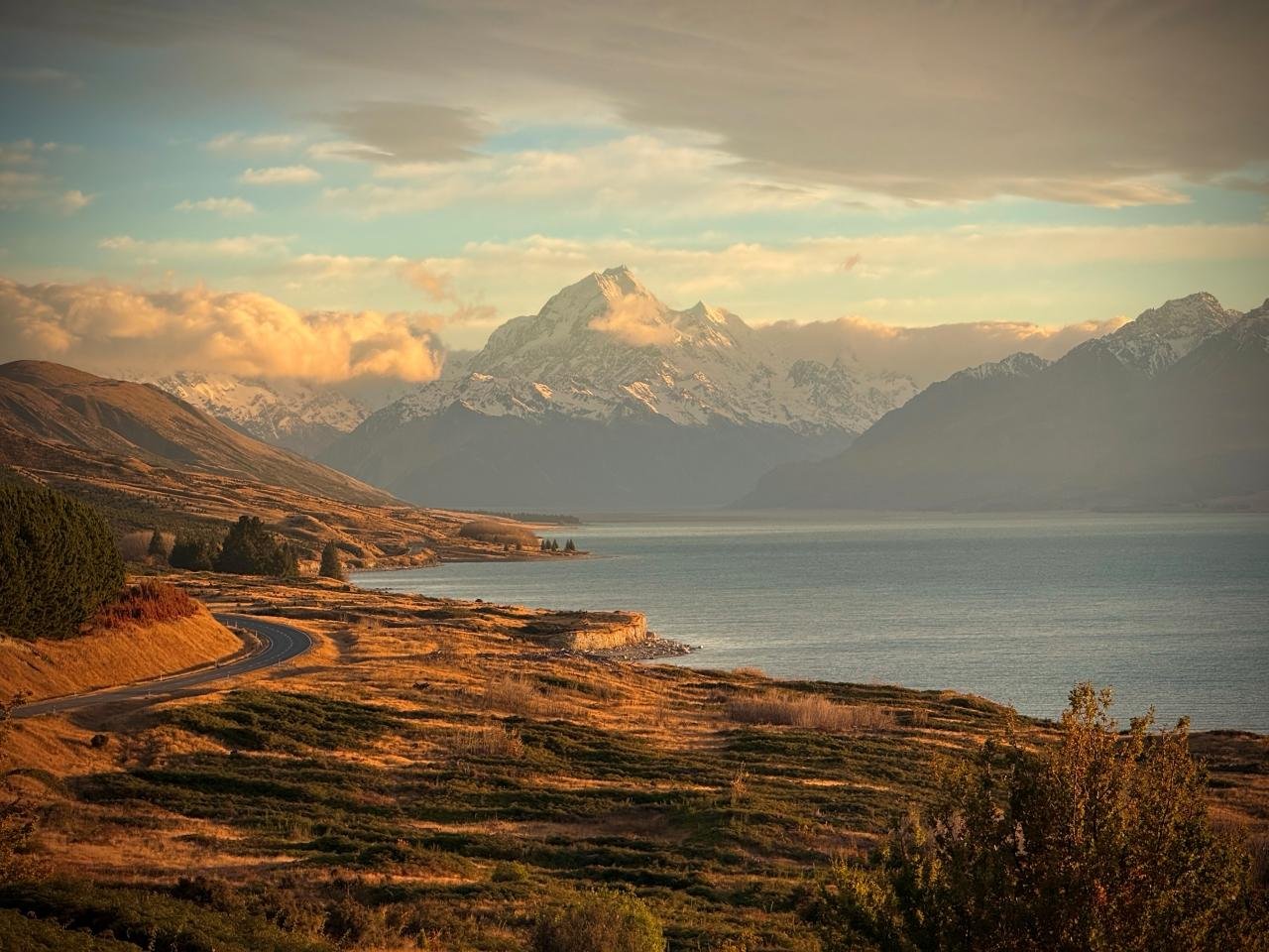 Mount Cook Alpine Day Trip from Queenstown