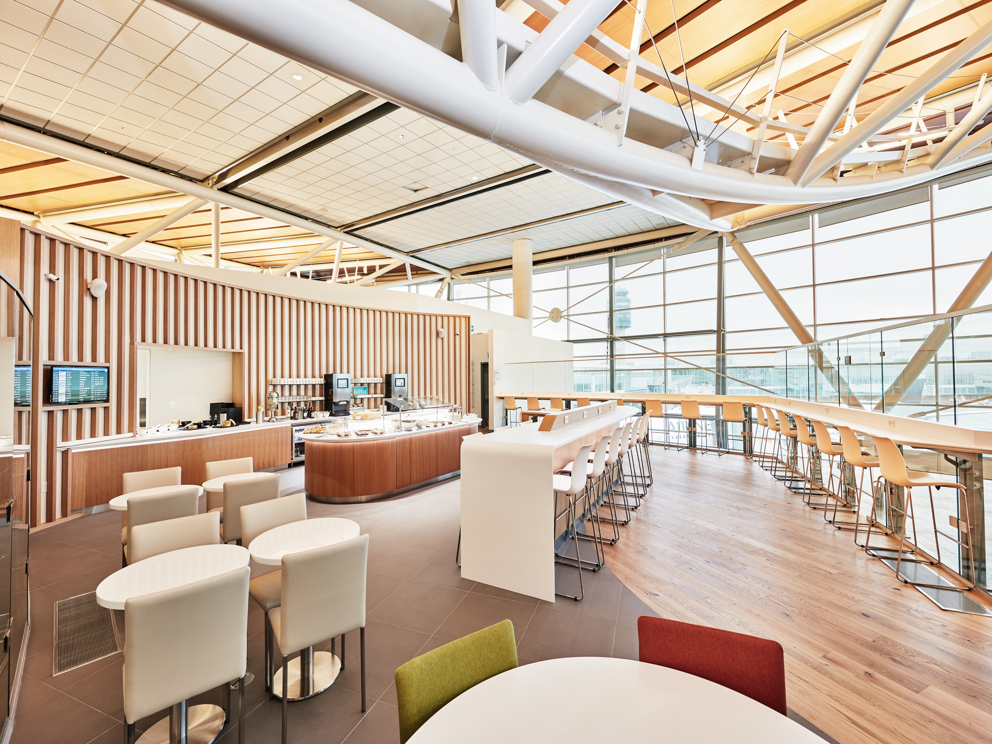 Vancouver Airport Skyteam VIP Lounge Entry