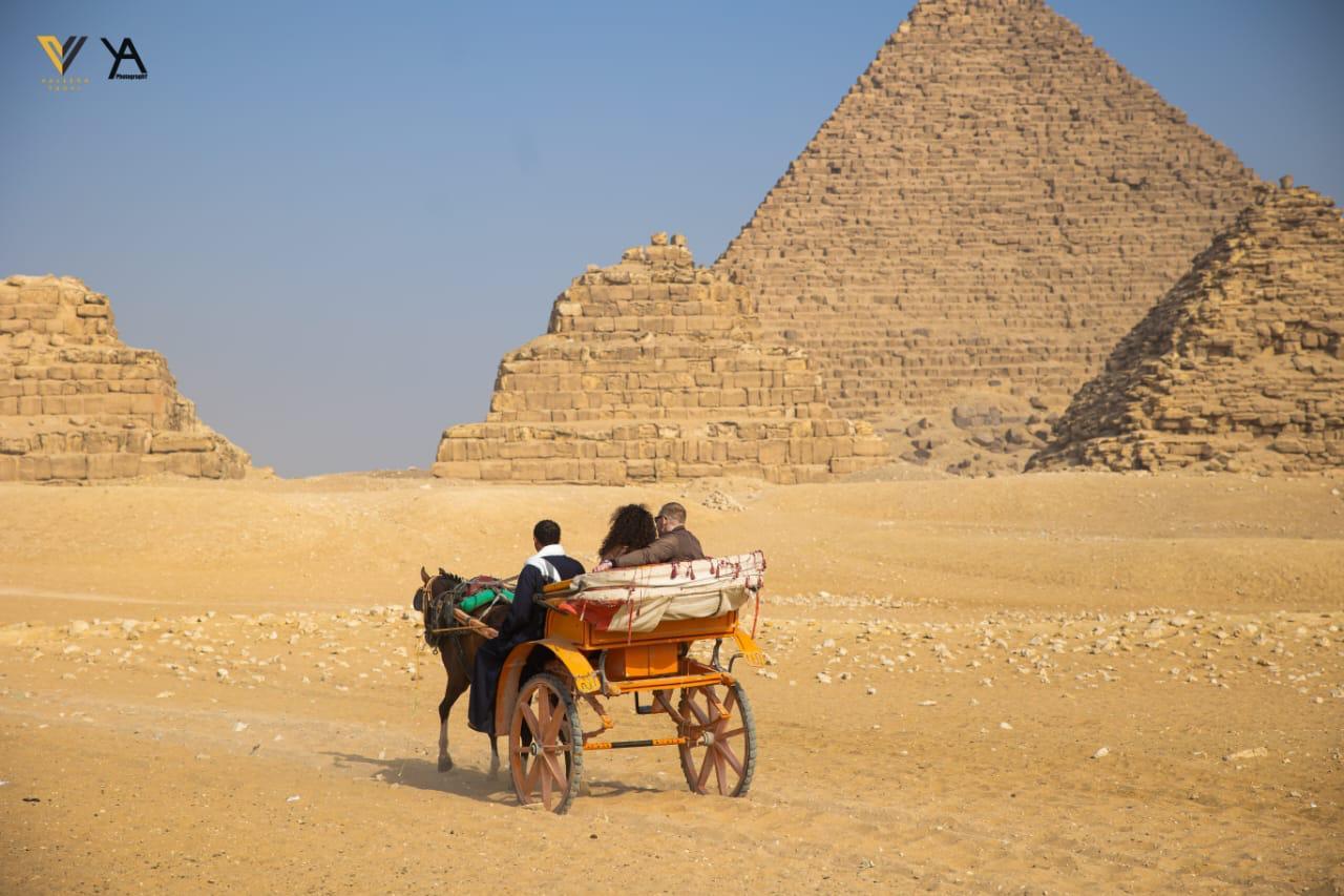 Private Giza Pyramids & Grand Egyptian Museum Tour