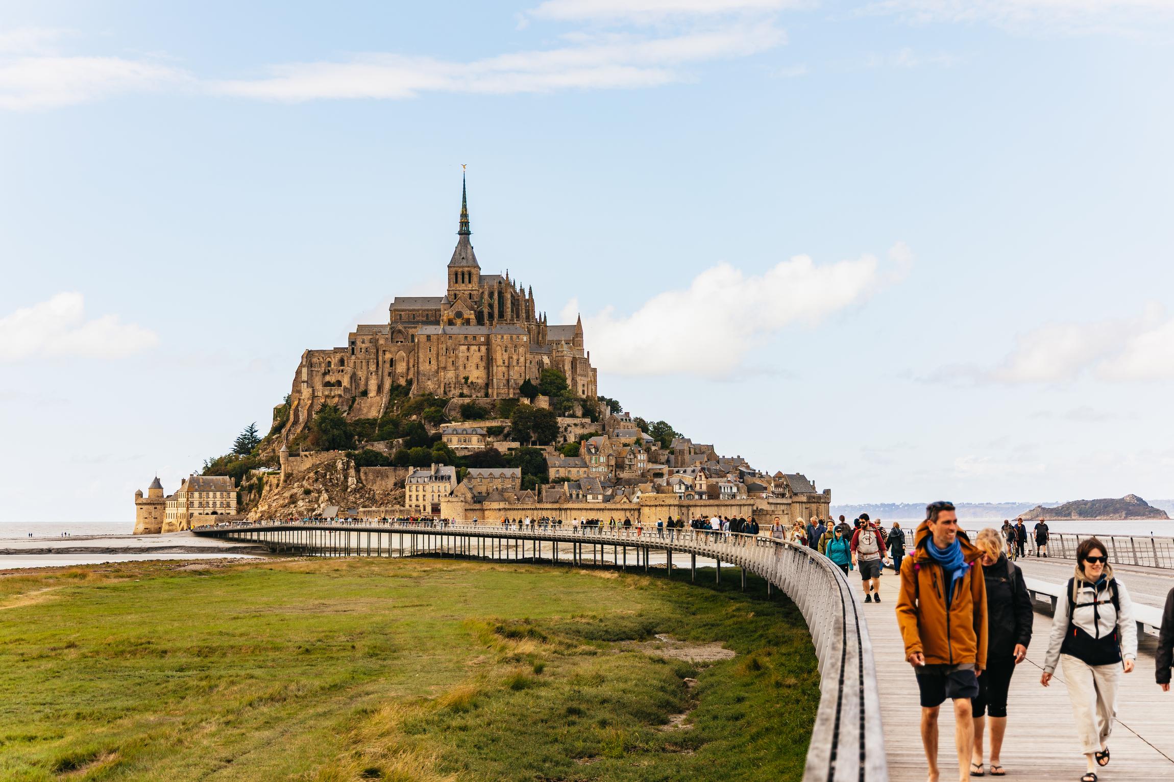 D-Day Beaches & Mont Saint-Michel Day Trip from Paris