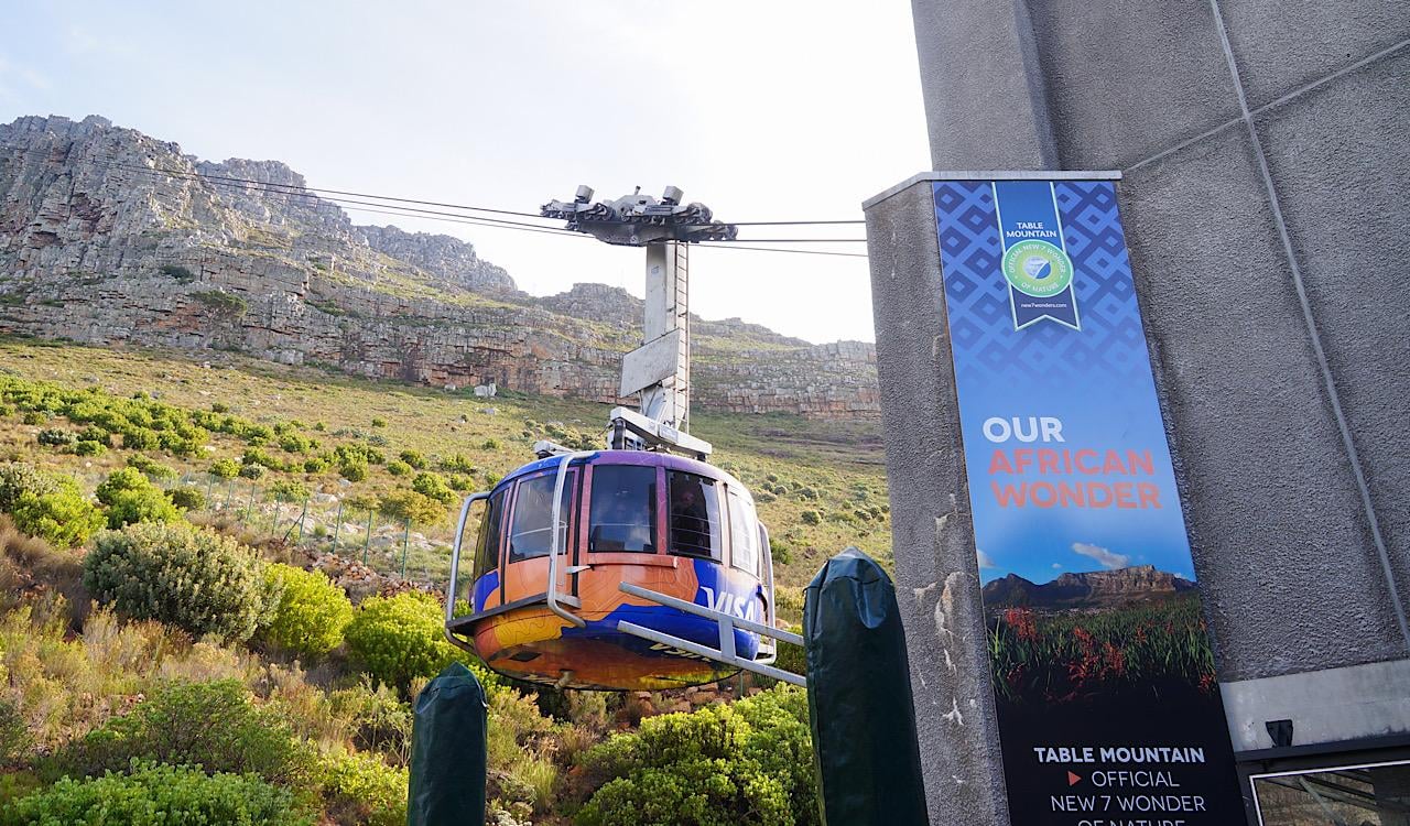 Cape Town Full-Day Tour: Table Mountain, Cape Point & Penguin Colony
