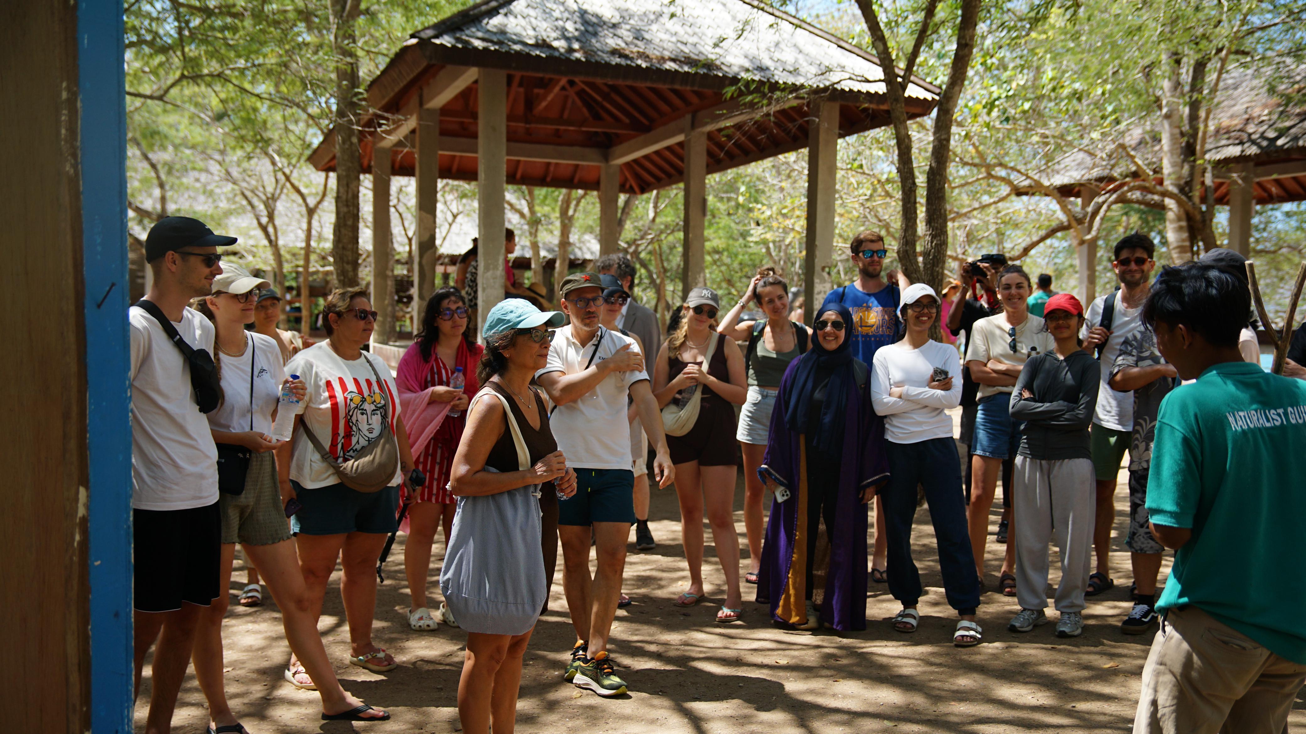 Komodo National Park Full-Day Speedboat Adventure from Labuan Bajo
