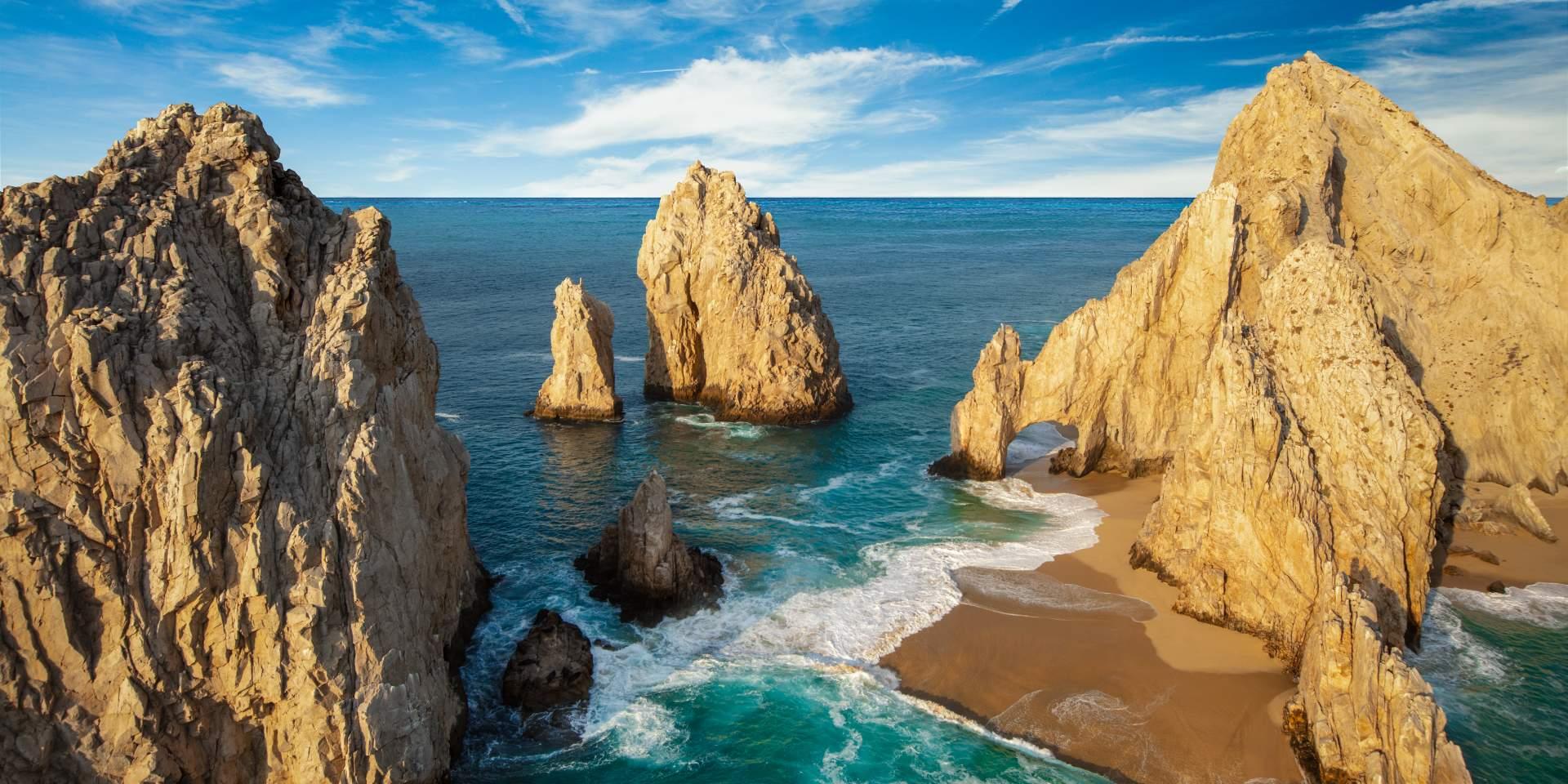 Cabo San Lucas: Arch, Whale Watching & Lover's Beach Boat Tour