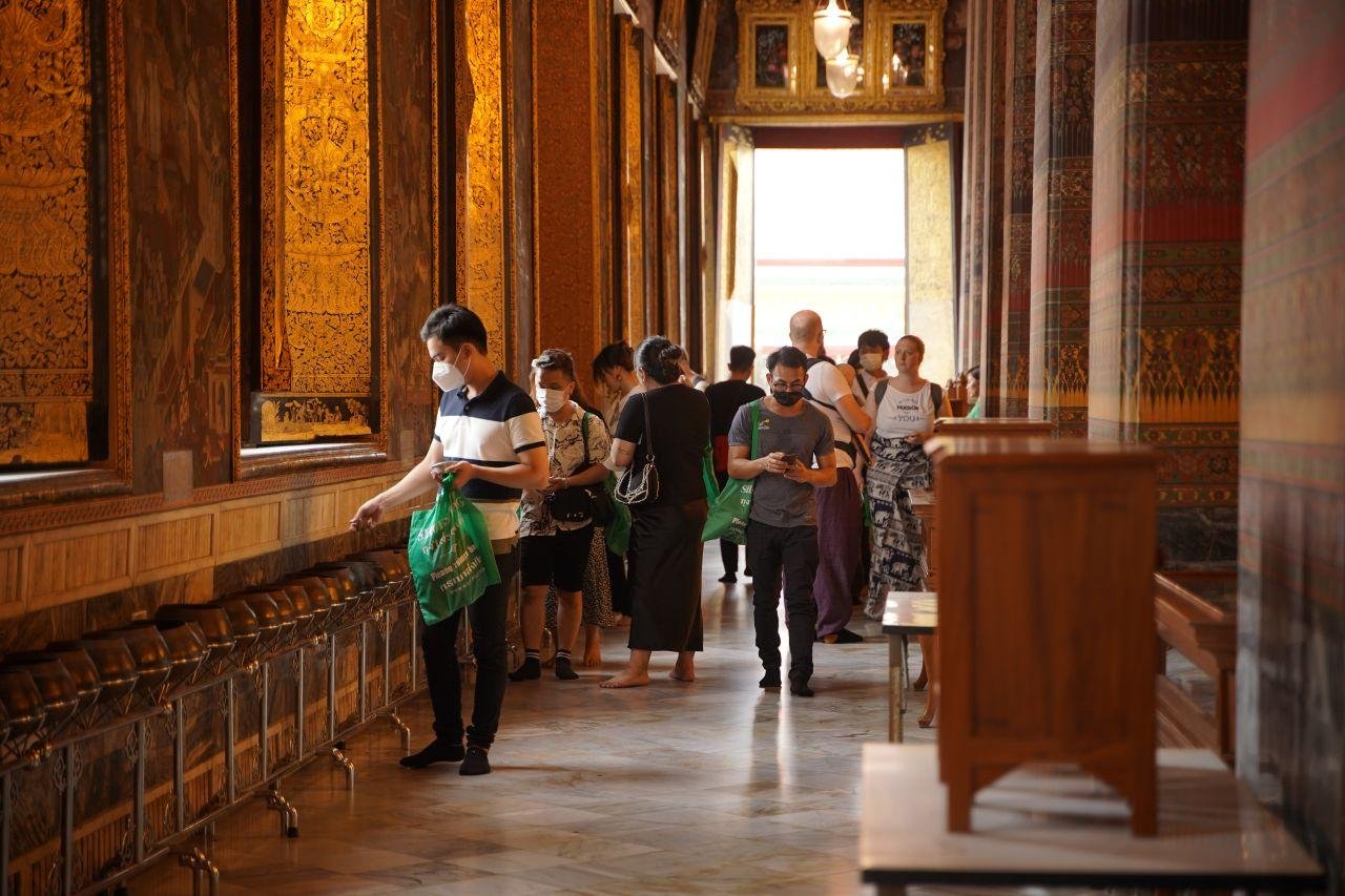 Bangkok Essential Icons: Grand Palace, Temples & Canal Cruise