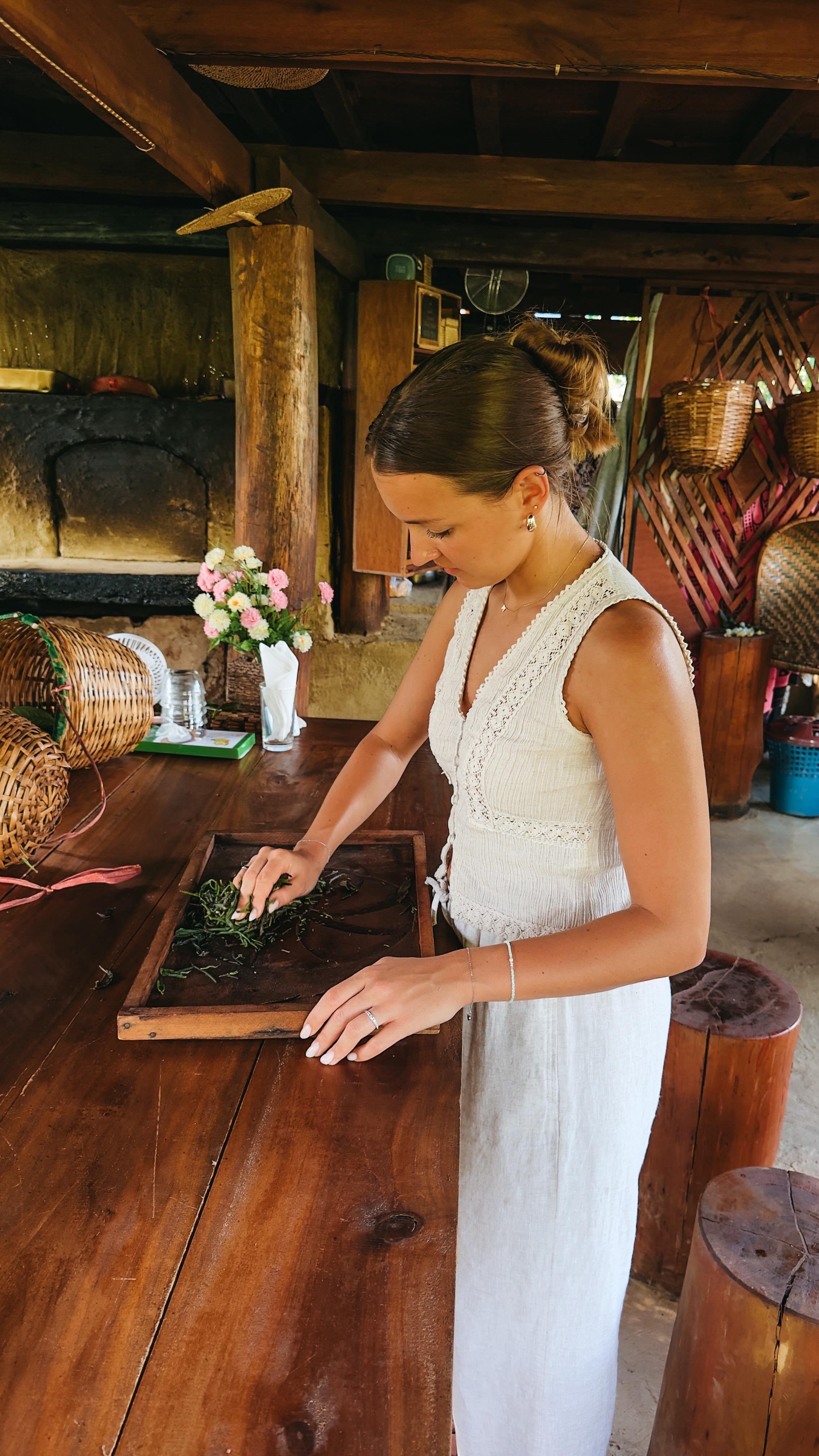 Ella: Hands-On Tea Crafting and Tasting Experience