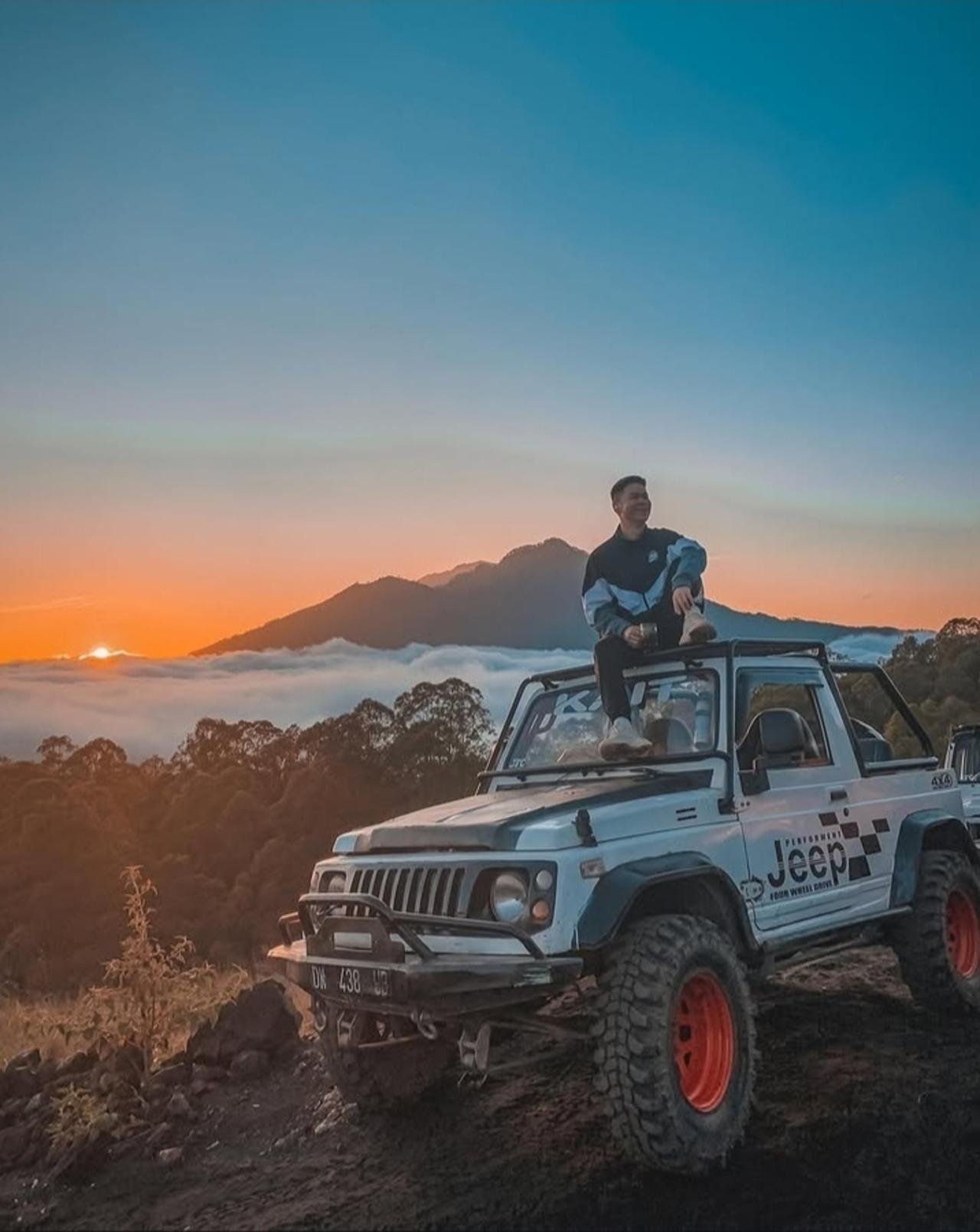Mount Batur Sunrise Jeep Adventure with Black Lava Tour & Breakfast