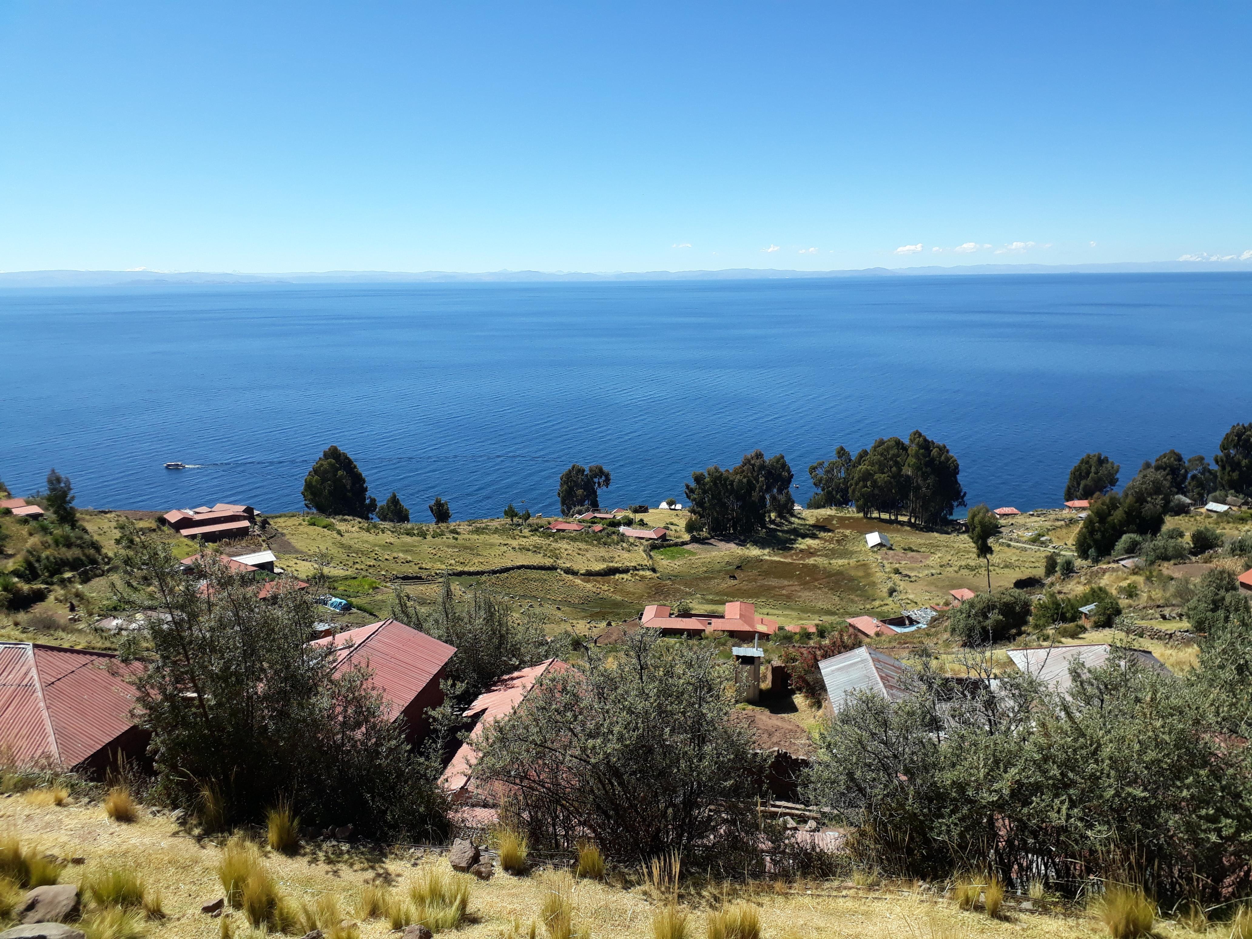 Full-Day Lake Titicaca: Uros Floating Islands & Taquile Expedition