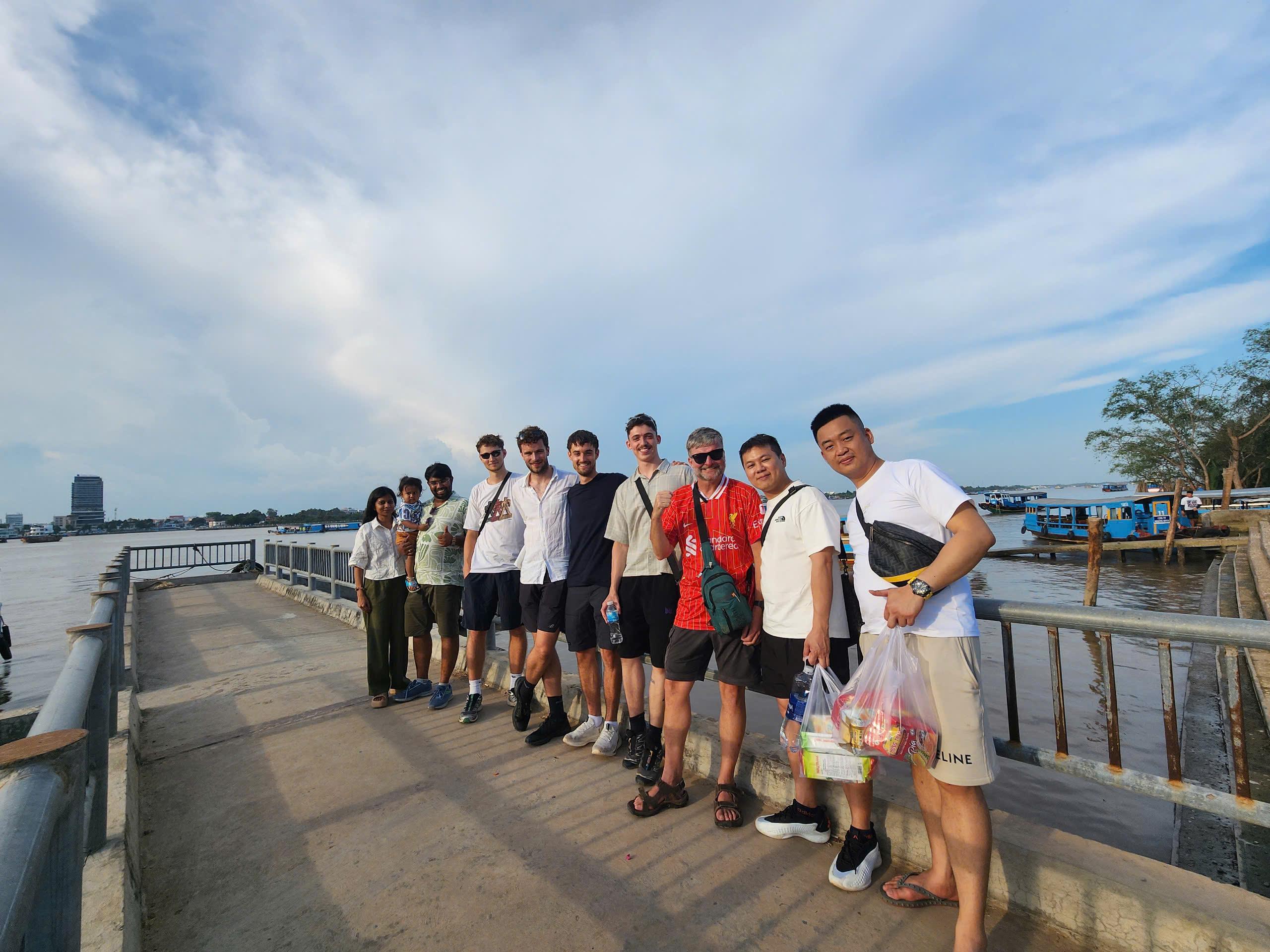 Mekong Delta 2-Day Bike, Kayak & Homestay Adventure from Ho Chi Minh City