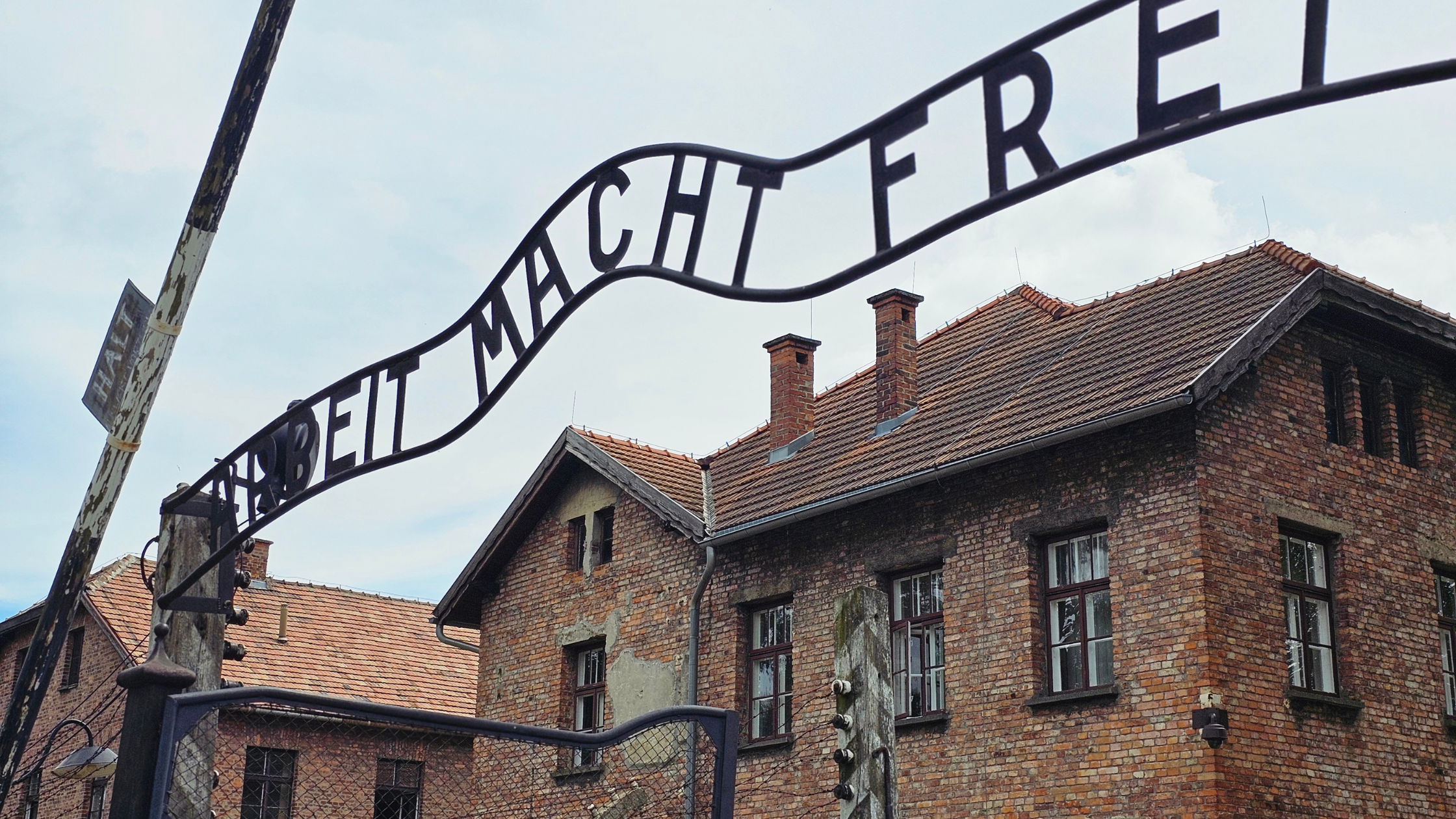 Small Group Auschwitz-Birkenau Memorial Tour from Krakow