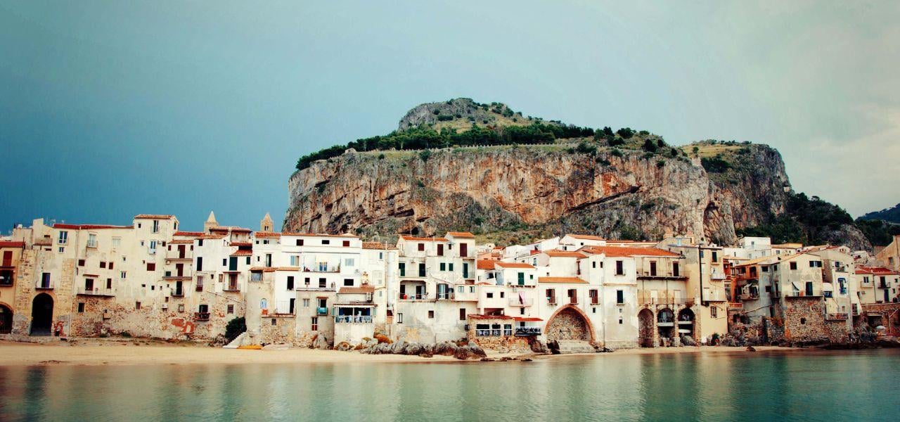 Taormina to Palermo Private Transfer via Cefalù