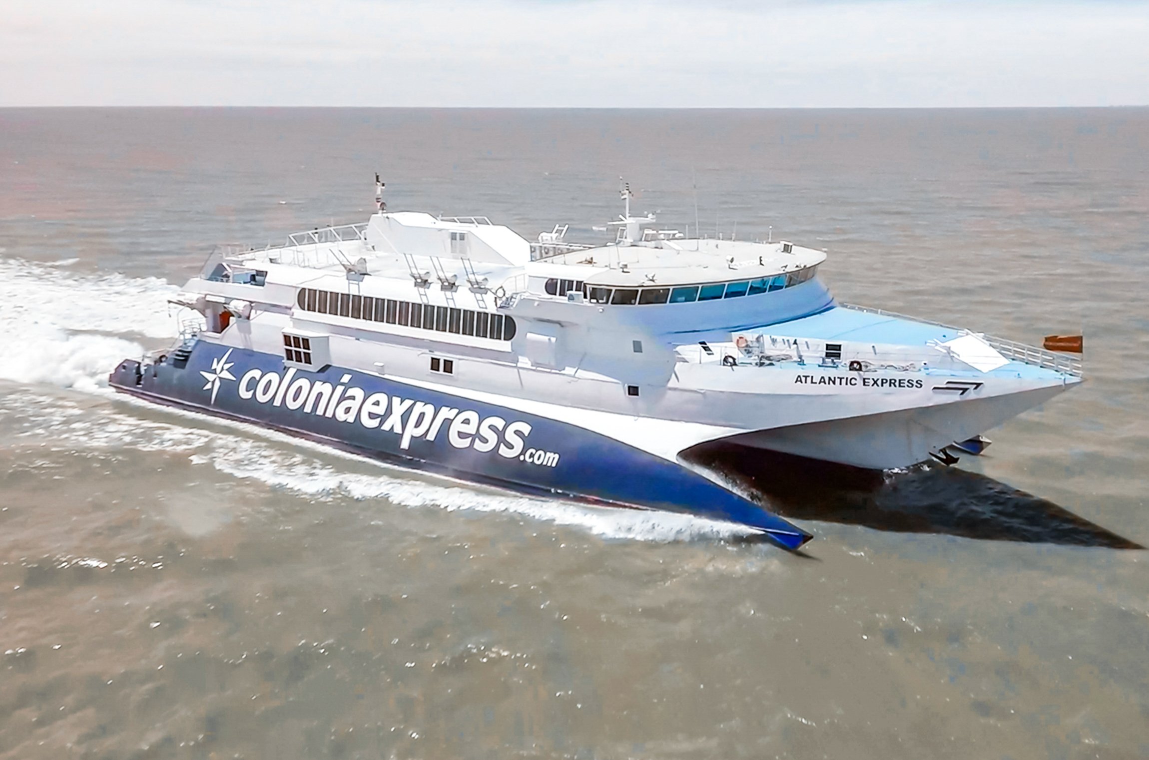 Buenos Aires to Colonia del Sacramento: Ferry + Optional Guided Tour