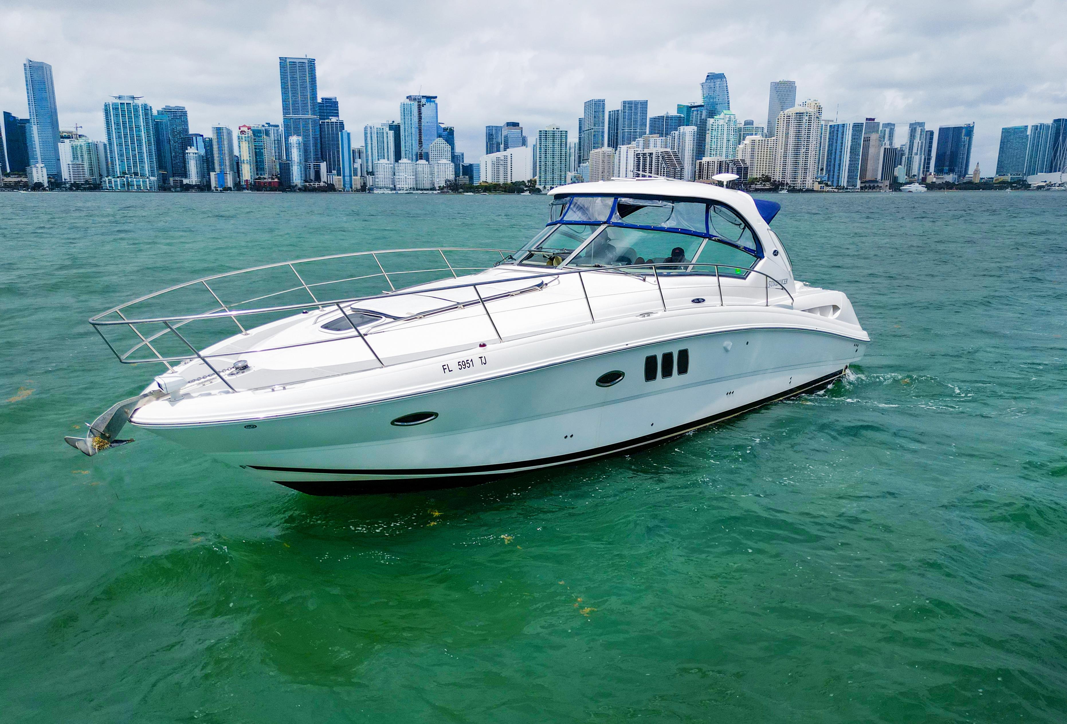 Private Yacht Cruise in Fort Lauderdale