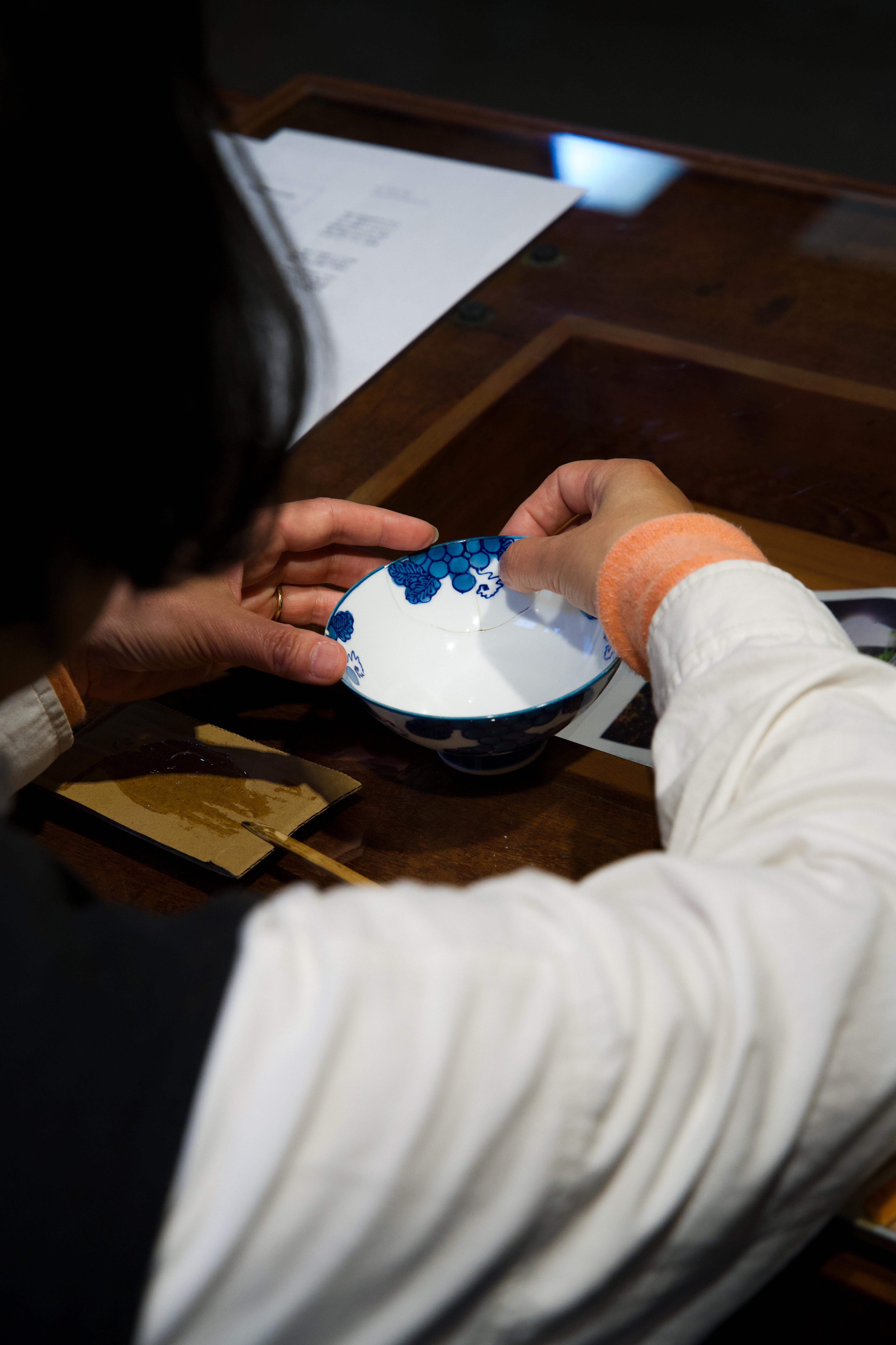 Osaka Traditional Kintsugi Class: The Art of Golden Repair
