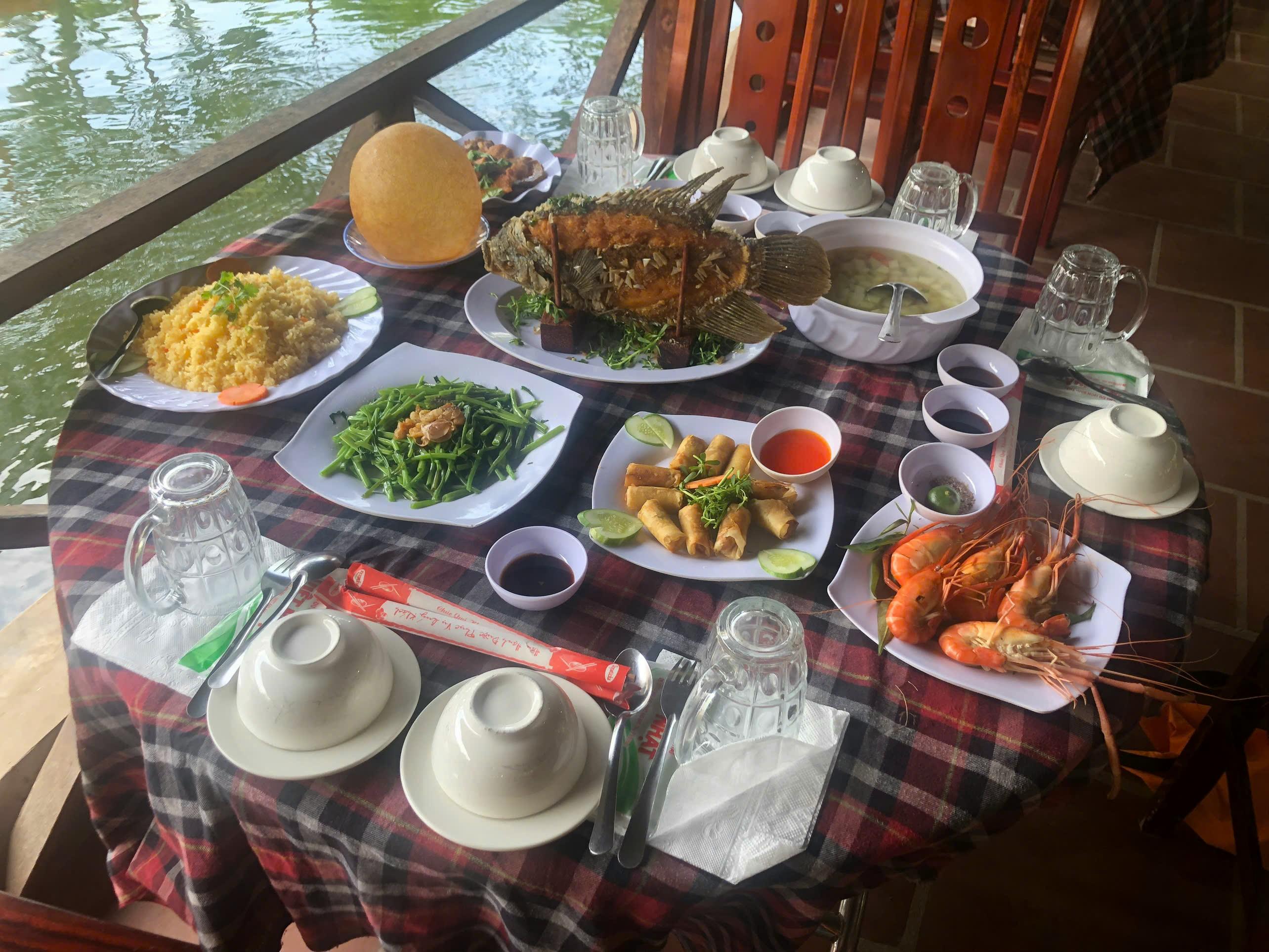 Mekong Delta & Ben Tre Village Full-Day Escape