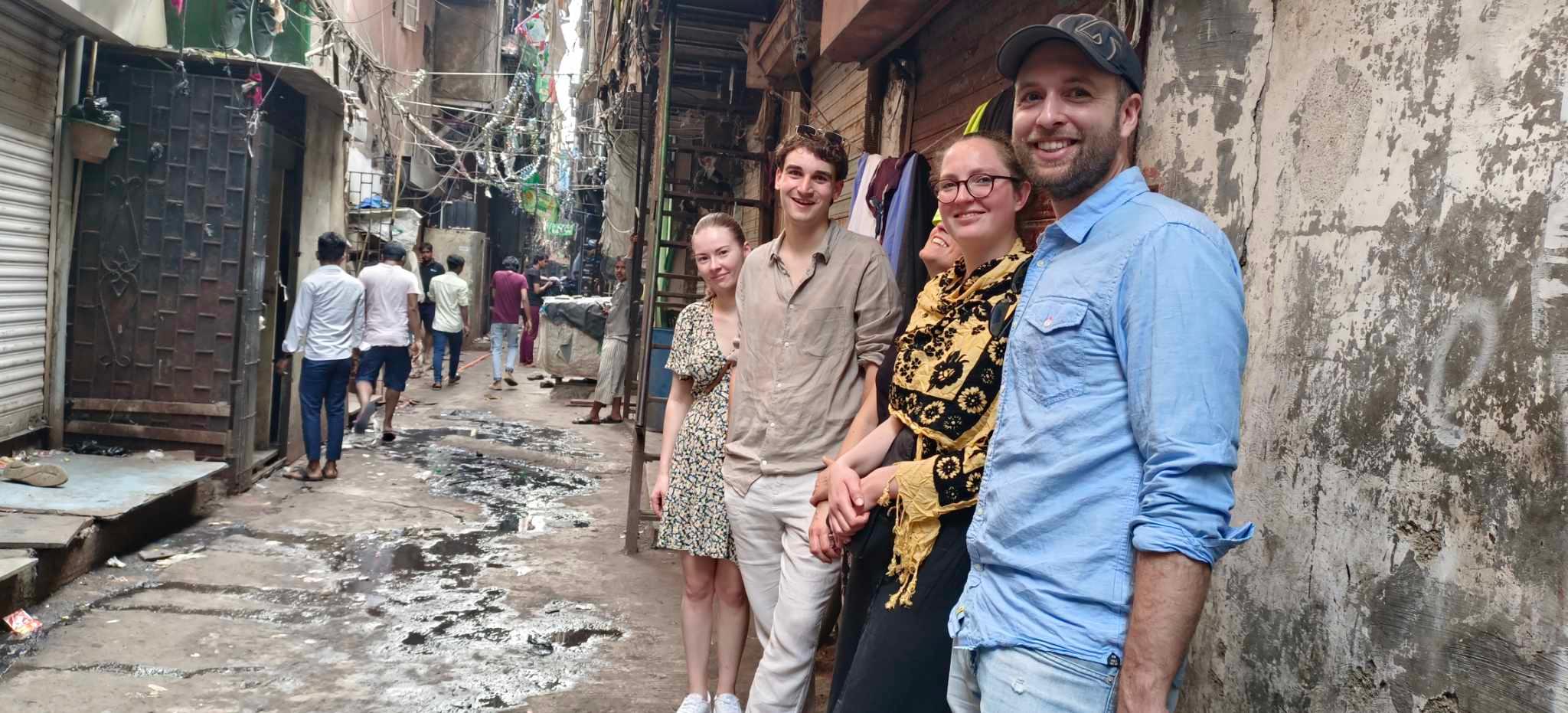 Mumbai: Dharavi Slum & Dhobi Ghat Authentic Local Tour