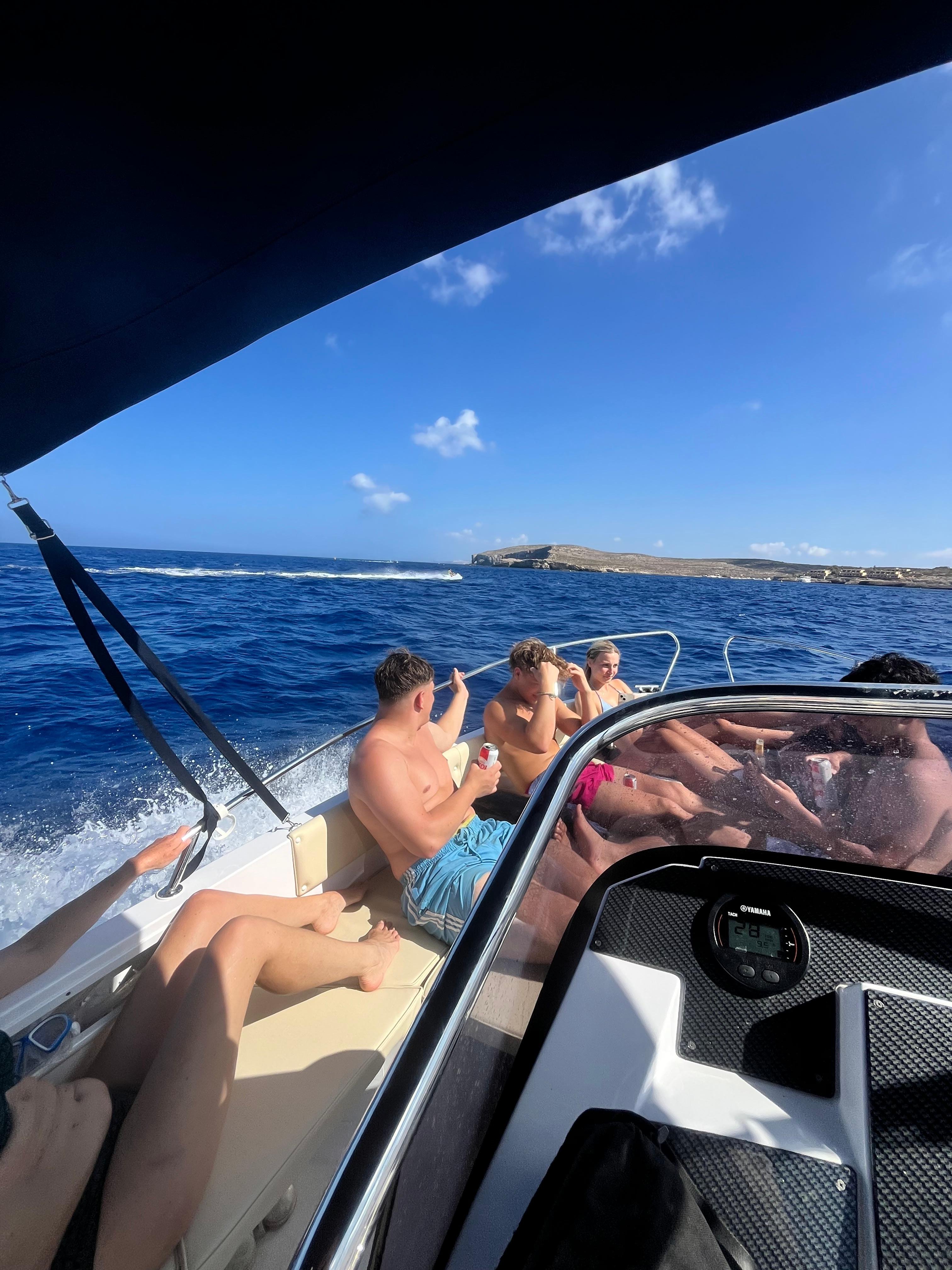 Private Comino & Blue Lagoon Speedboat Adventure