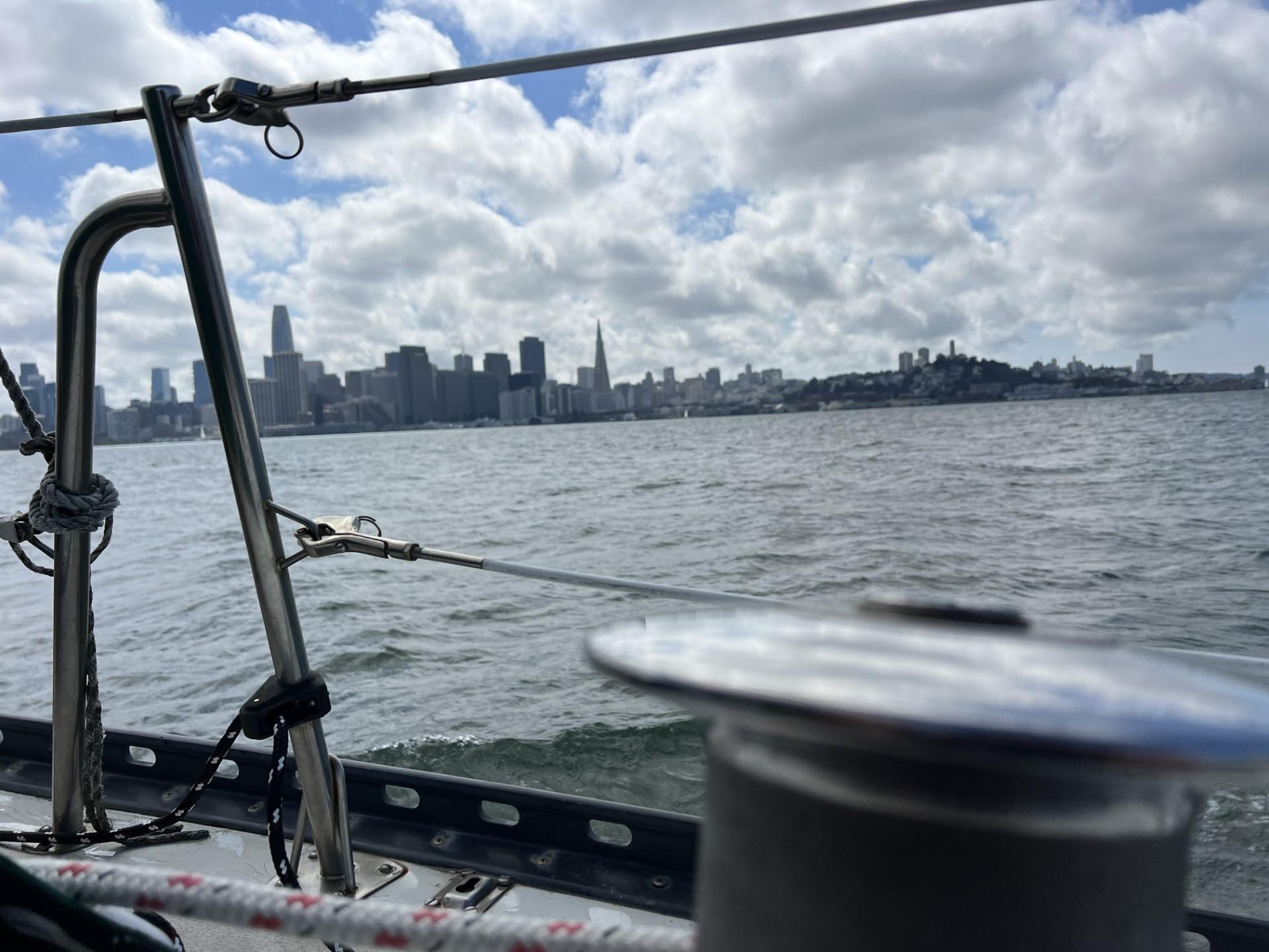 San Francisco: 2-Hour Interactive Sunset Bay Sailing Cruise