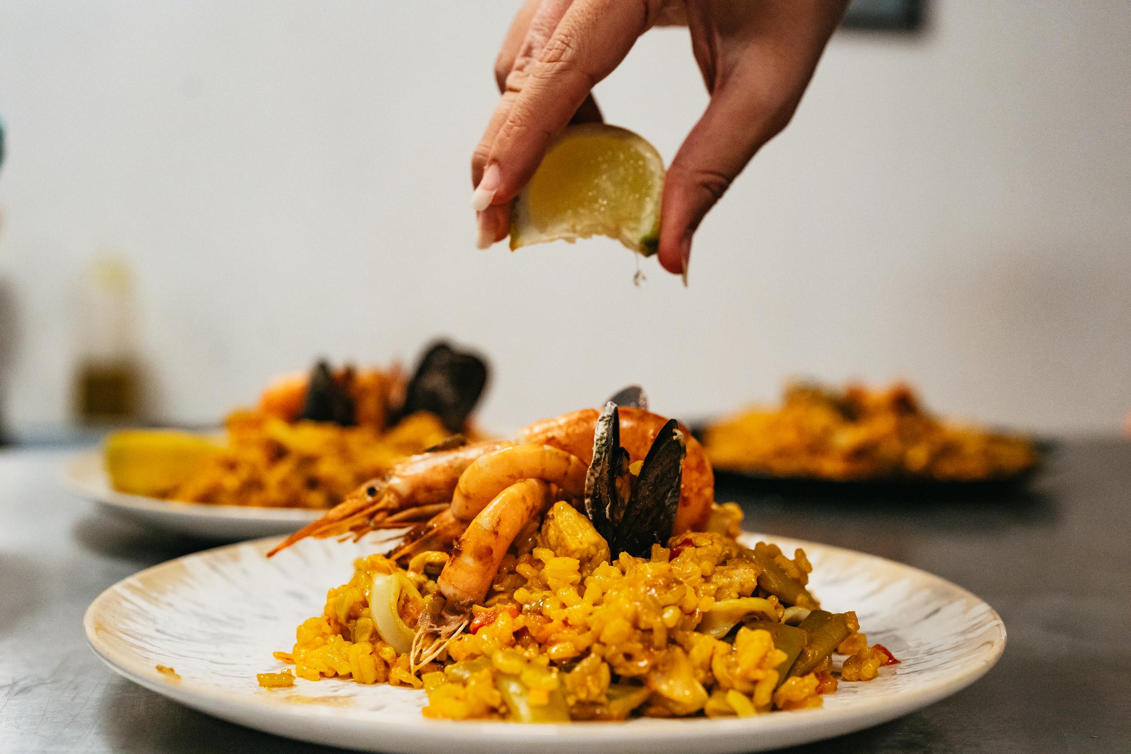 paella cooking class in Madrid — photo 12
