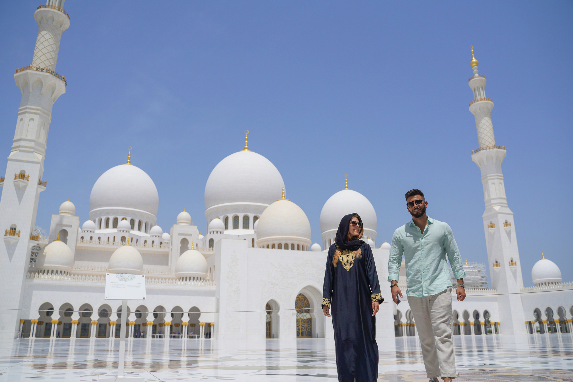 Abu Dhabi Icons: Grand Mosque, Presidential Palace & Etihad Towers