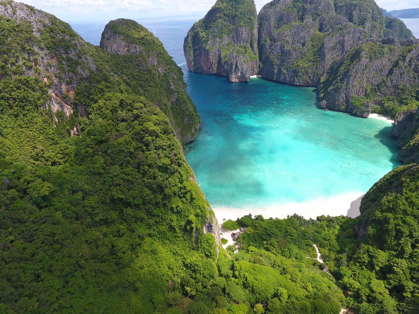 Phuket Phi Phi, Maya, and Khai Island Luxury Speedboat Tour