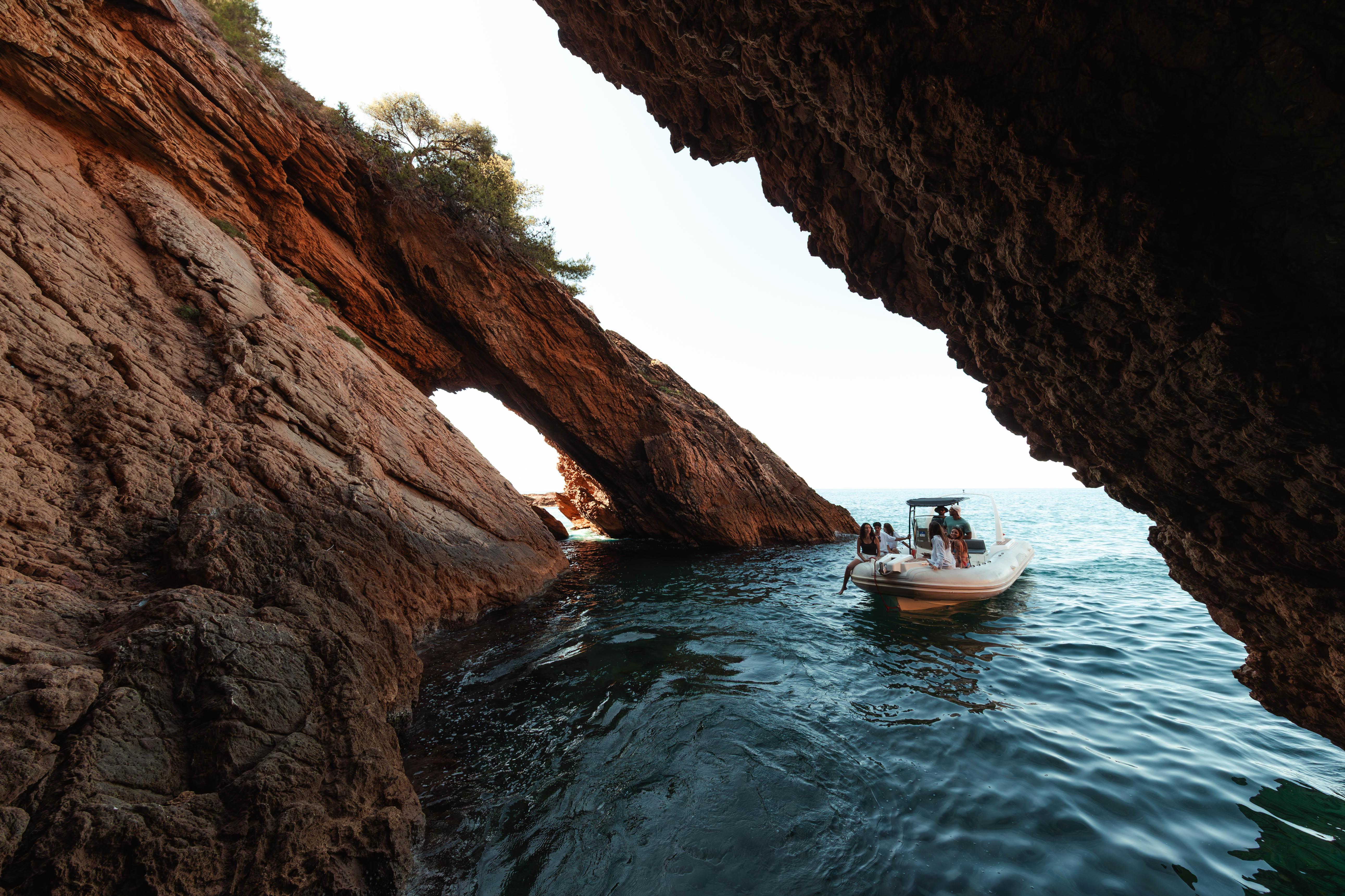 Côte Bleue Calanques Boat Adventure with Swimming