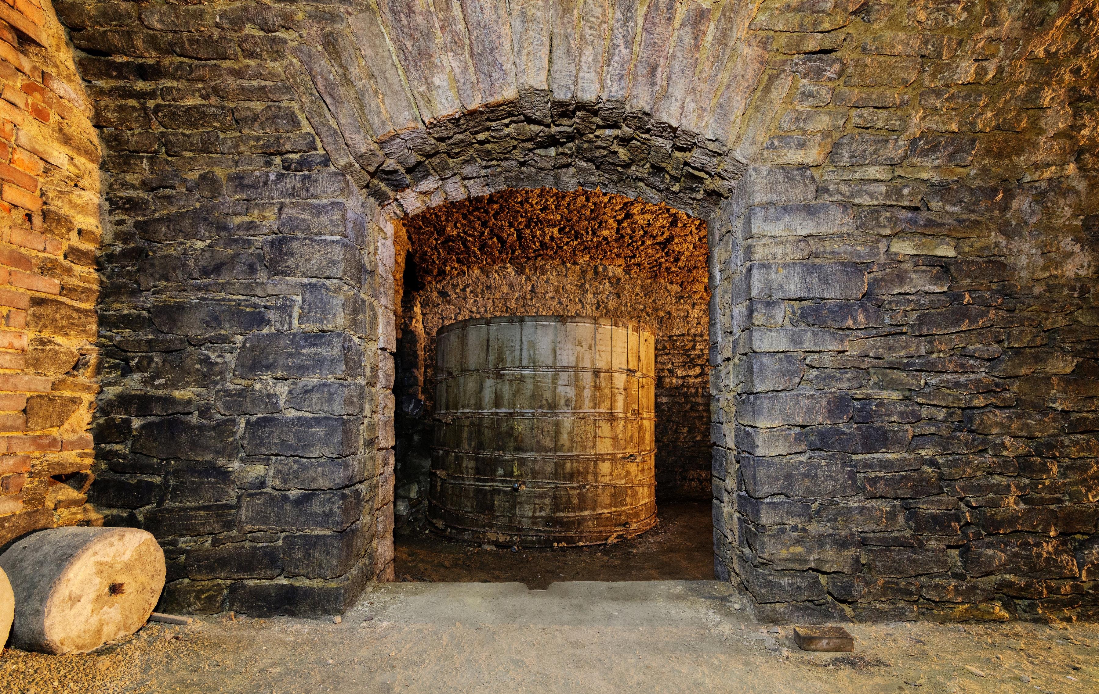 Cincinnati Underground Beer Caverns & Tasting Experience